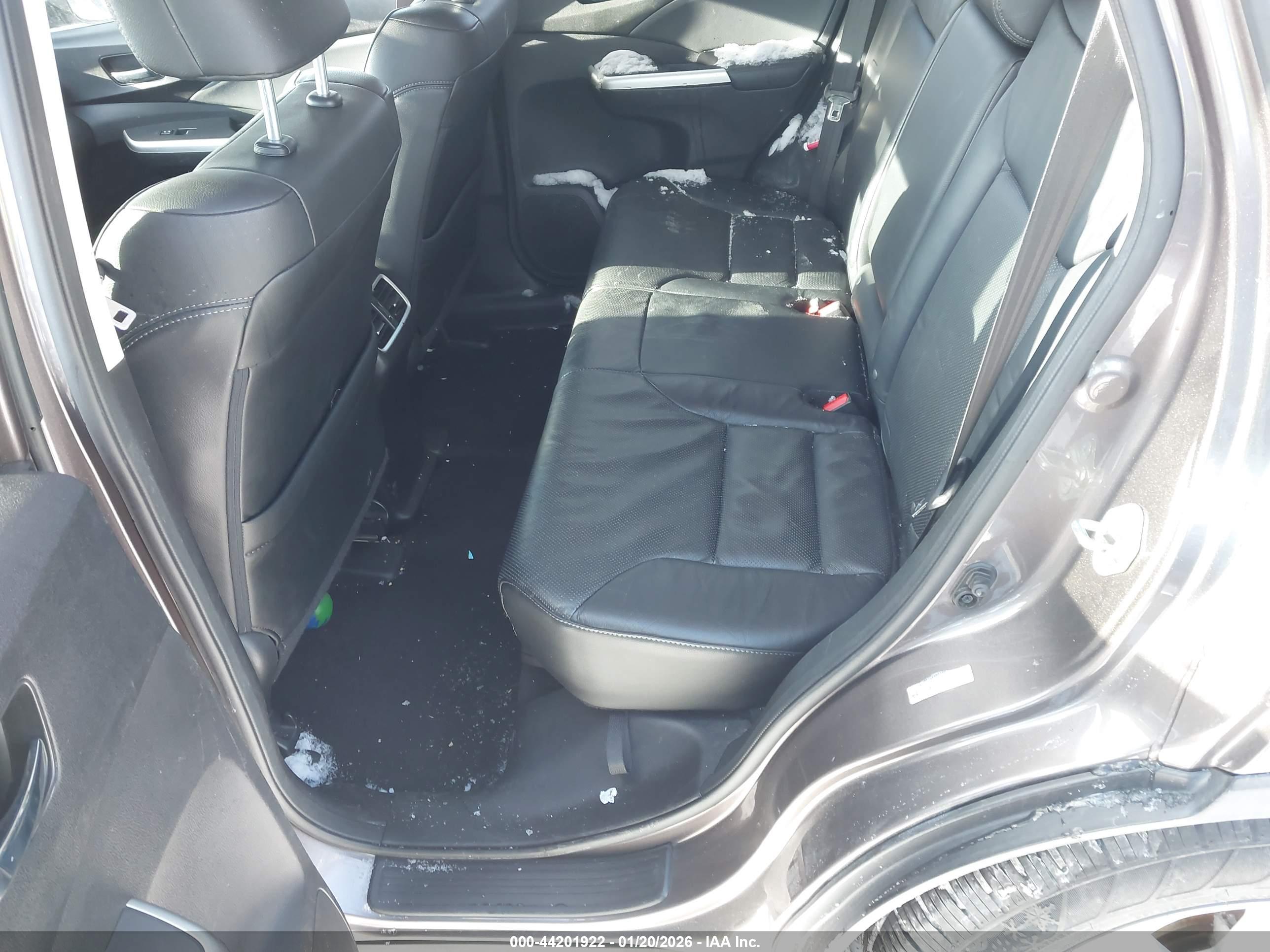 HONDA CR-V image 8