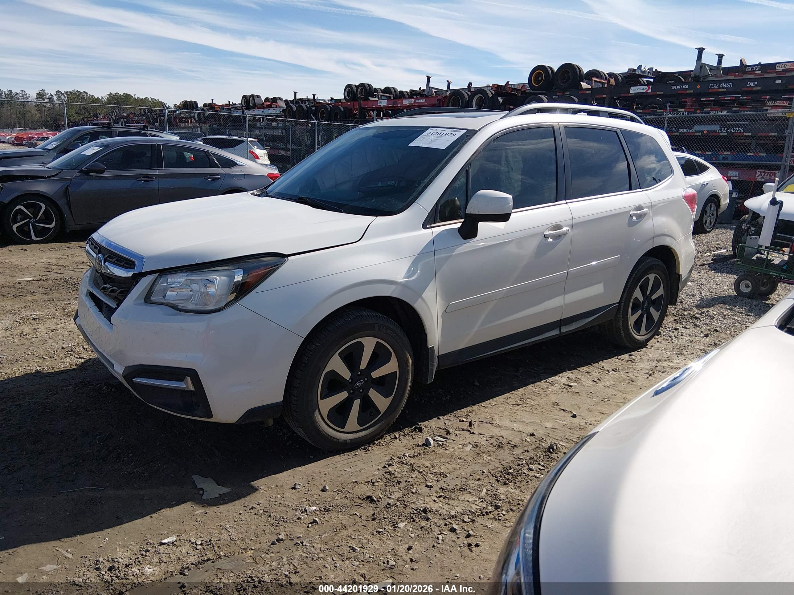 SUBARU FORESTER image 2