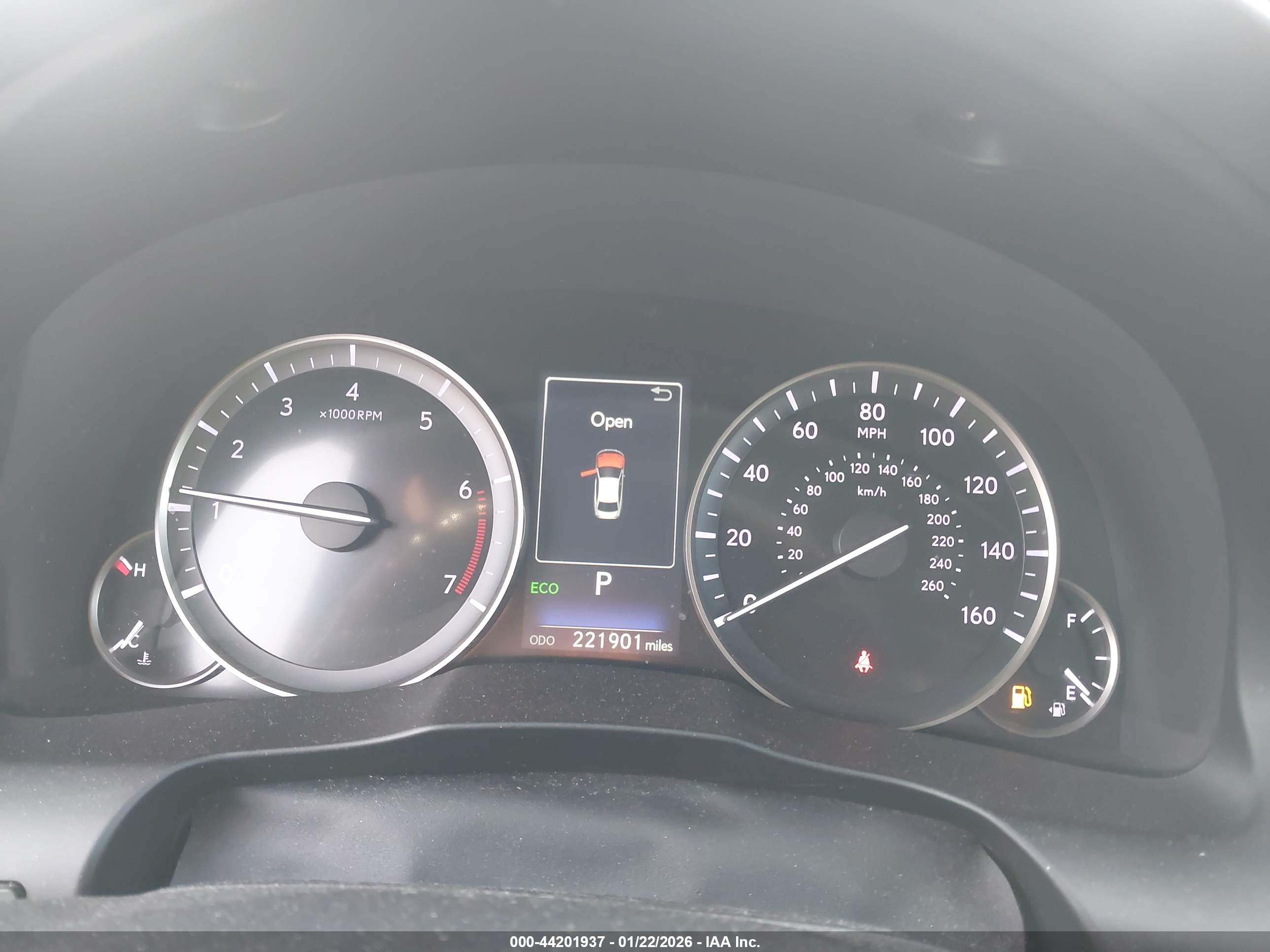 LEXUS ES image 7