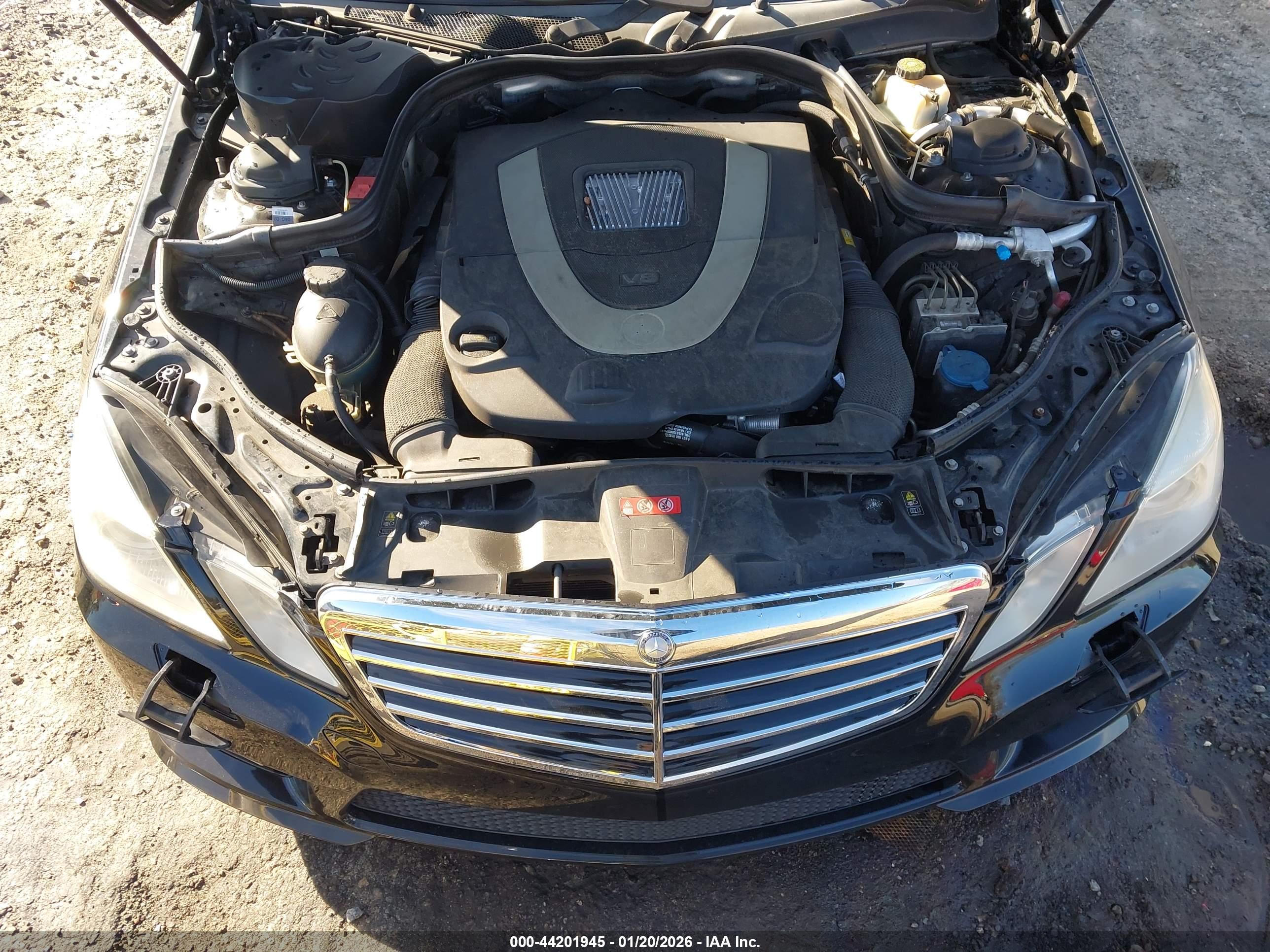 MERCEDES-BENZ E image 10