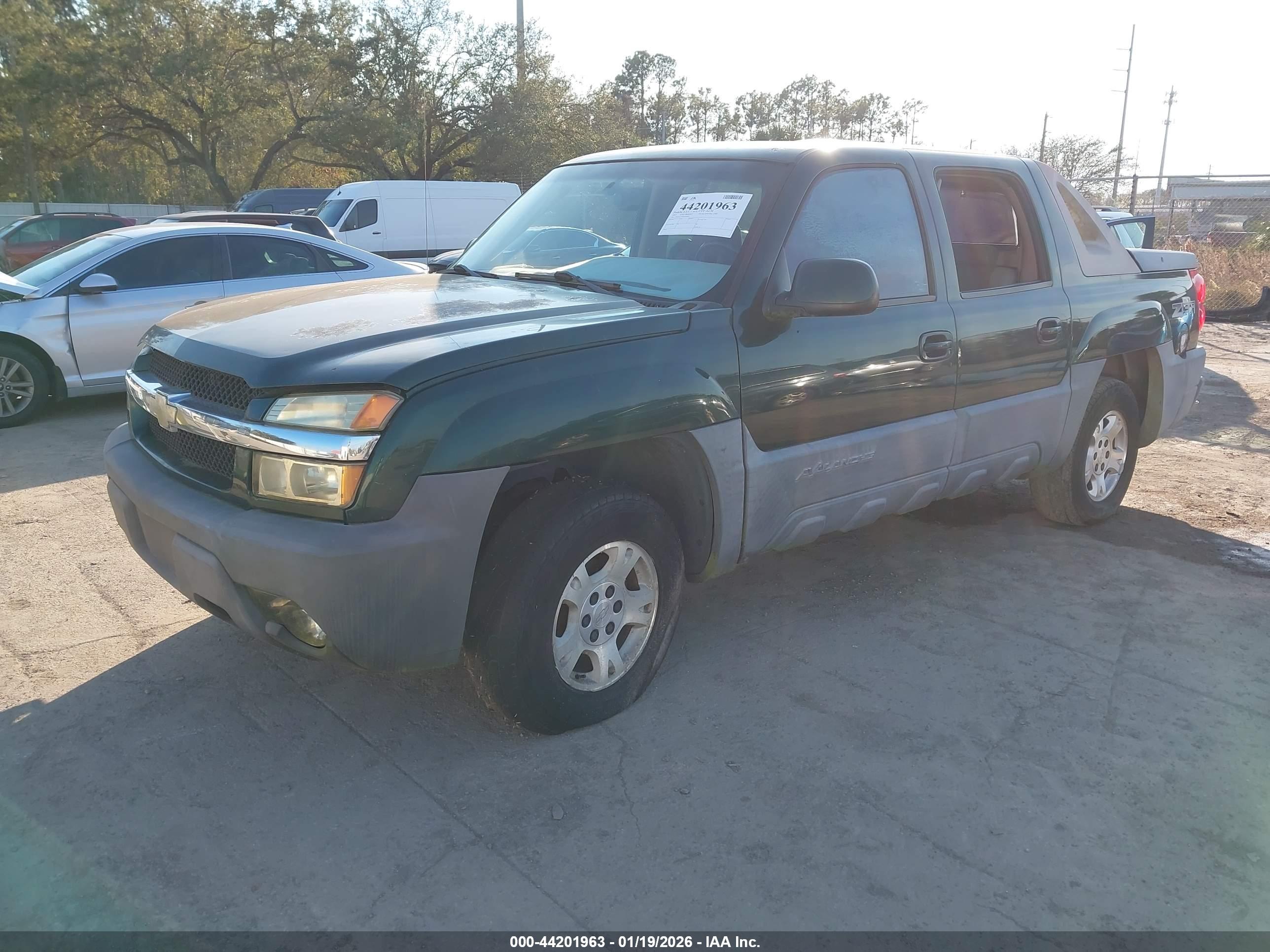 CHEVROLET AVALANCHE image 2