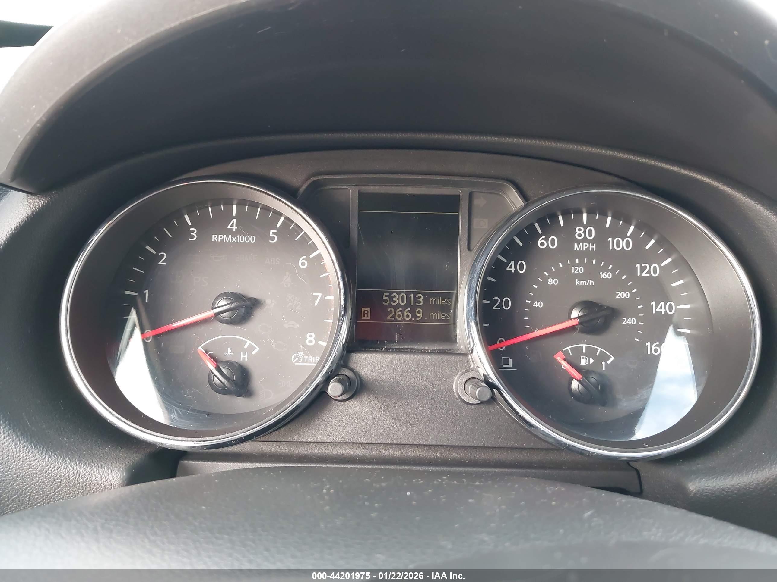 NISSAN ROGUE image 7