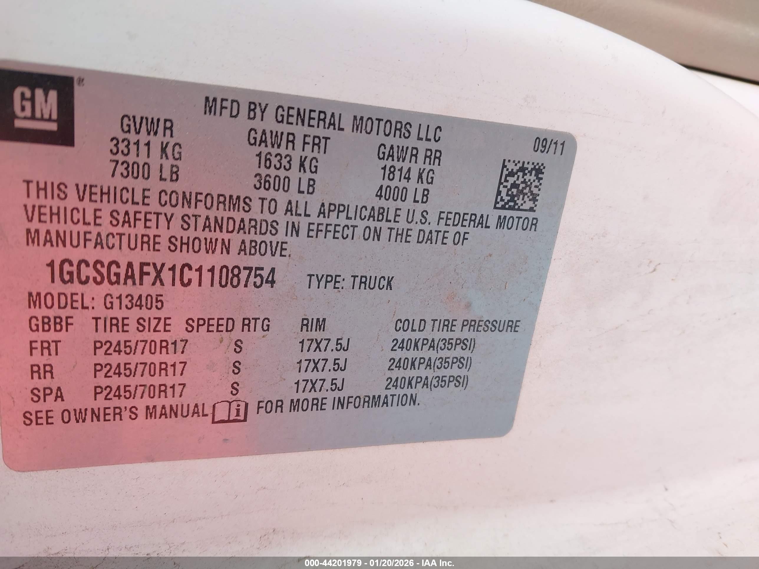 CHEVROLET EXPRESS image 9