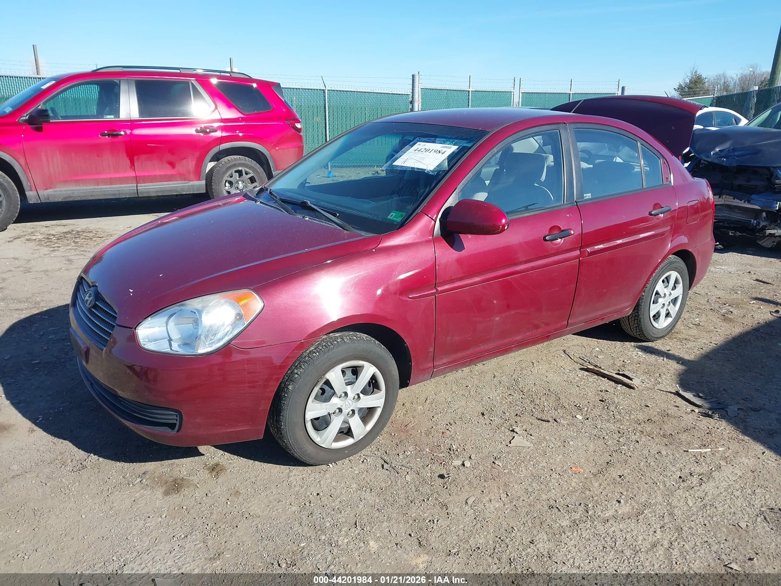 HYUNDAI ACCENT image 2