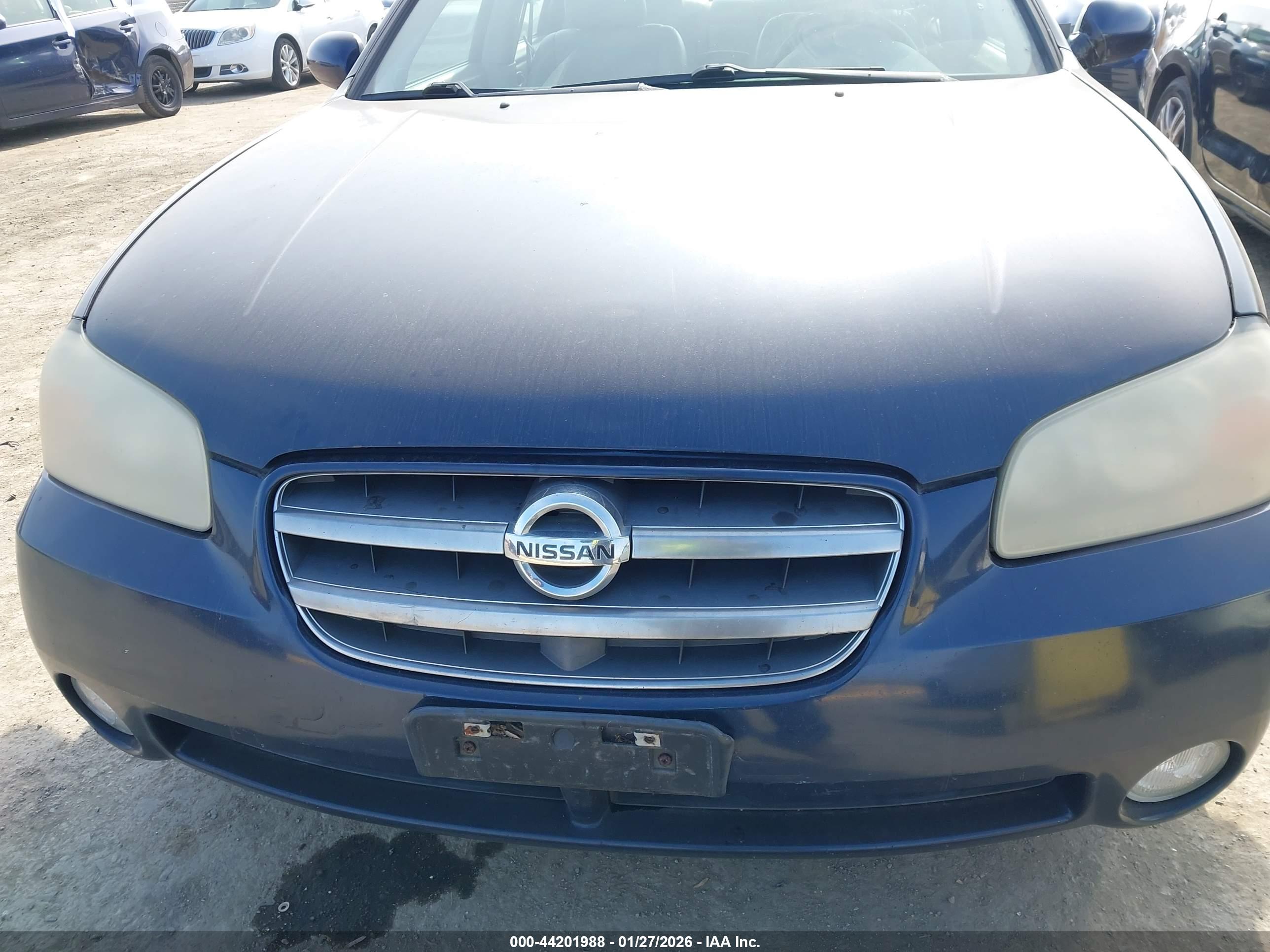 NISSAN MAXIMA image 6