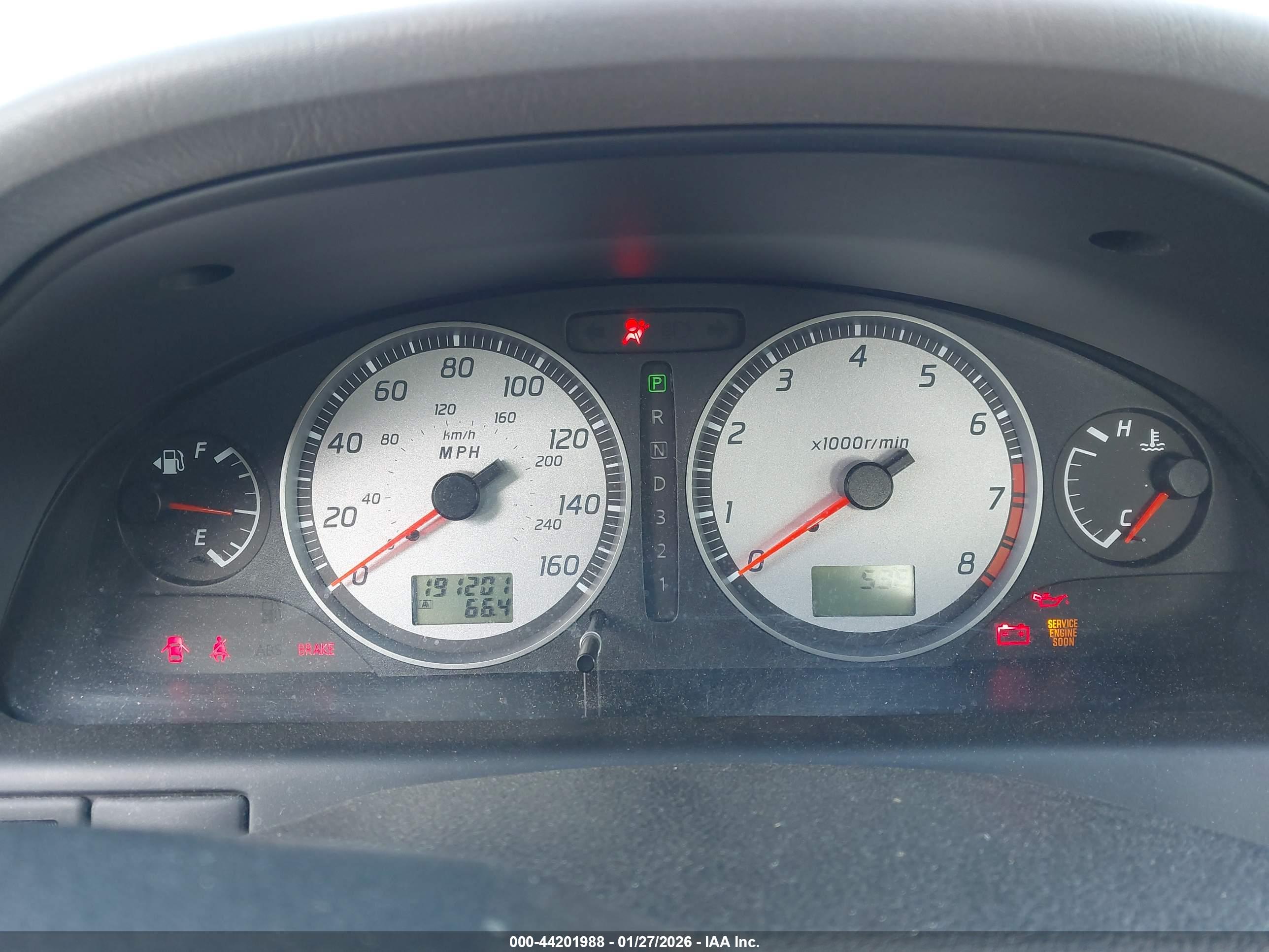 NISSAN MAXIMA image 7
