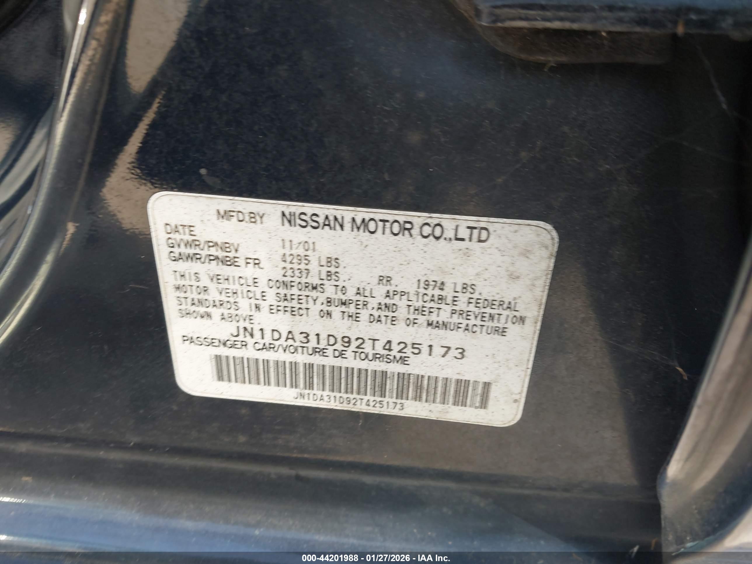 NISSAN MAXIMA image 9