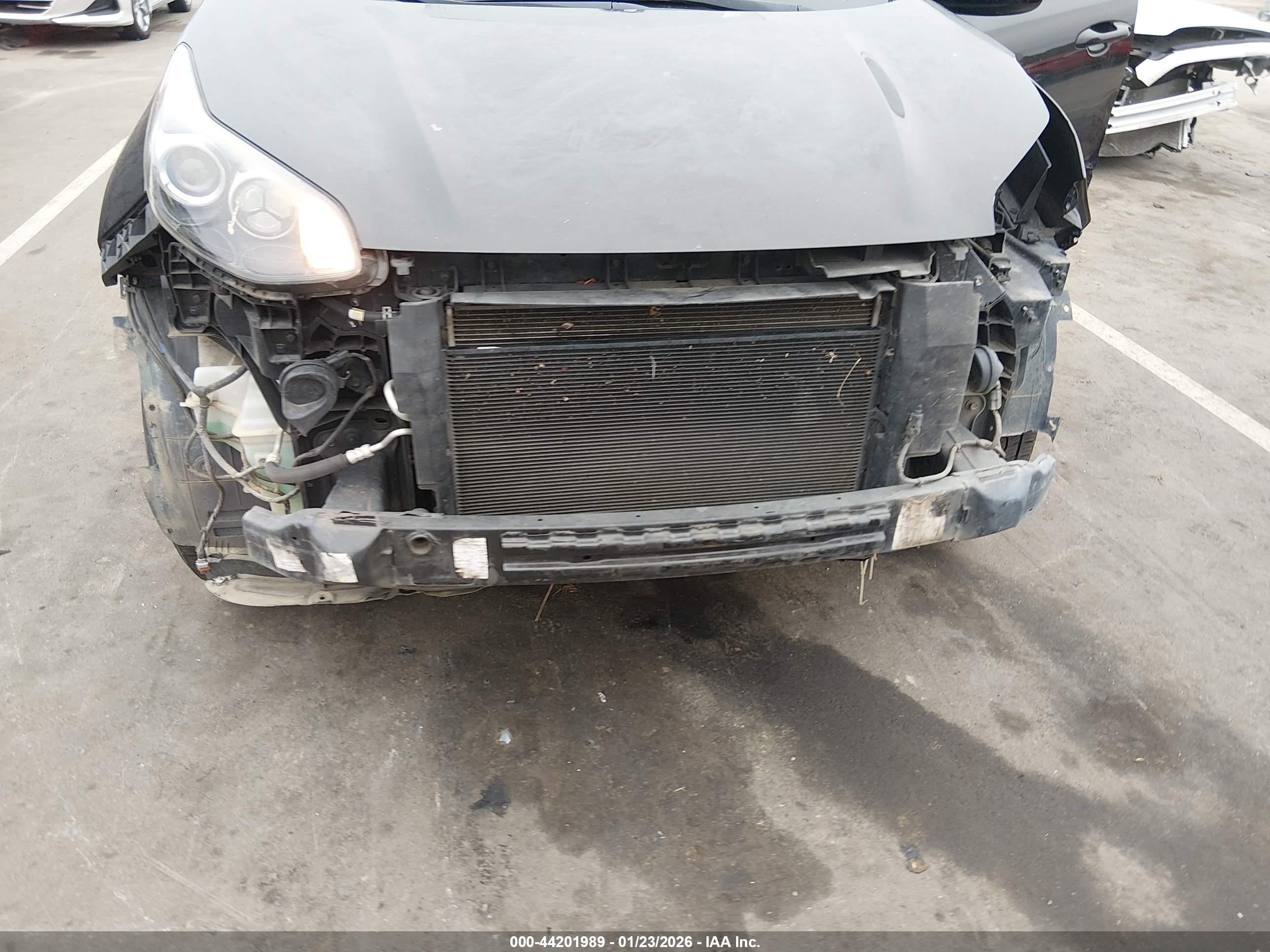 KIA SPORTAGE image 6