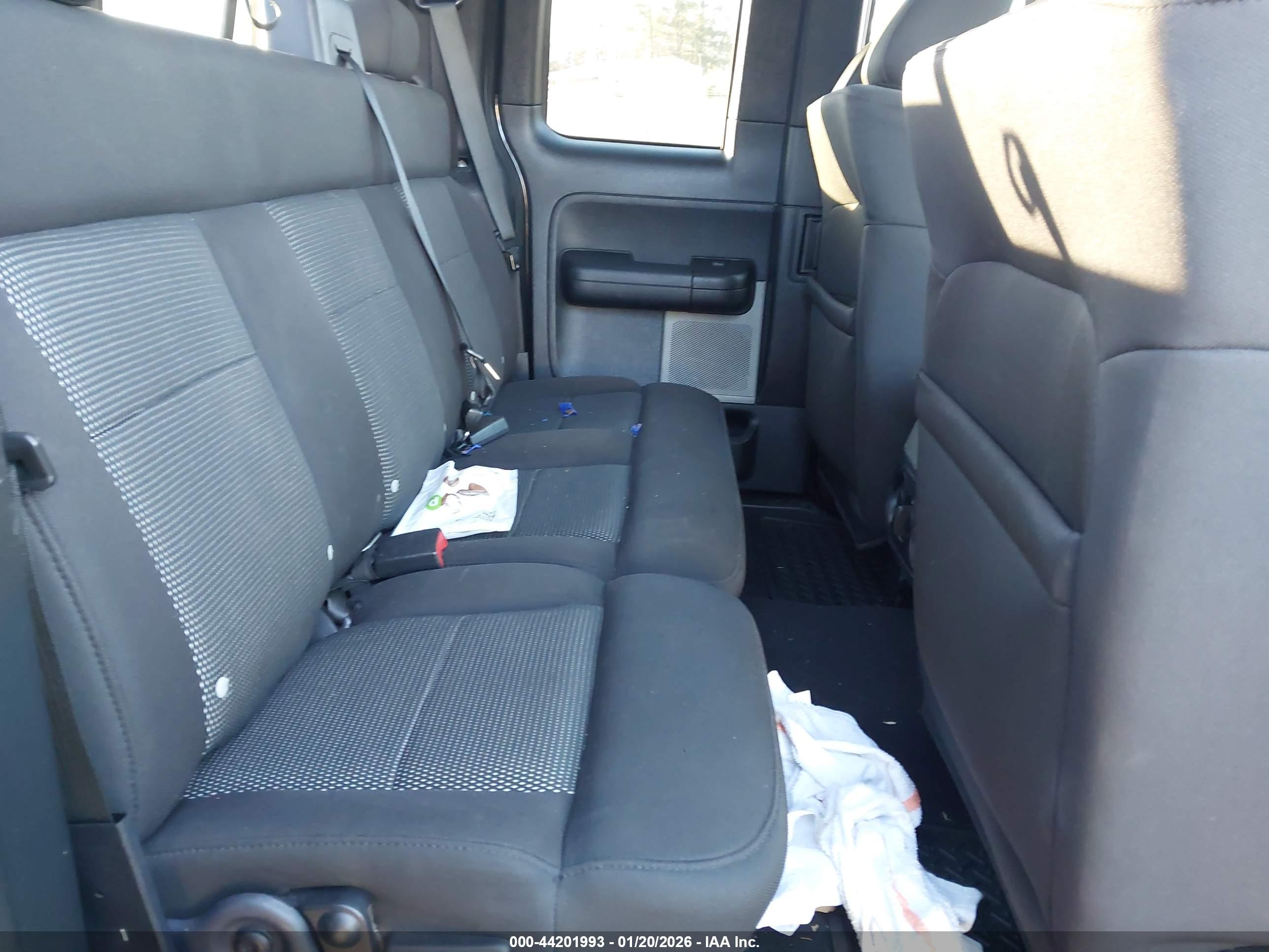 FORD F-150 image 8