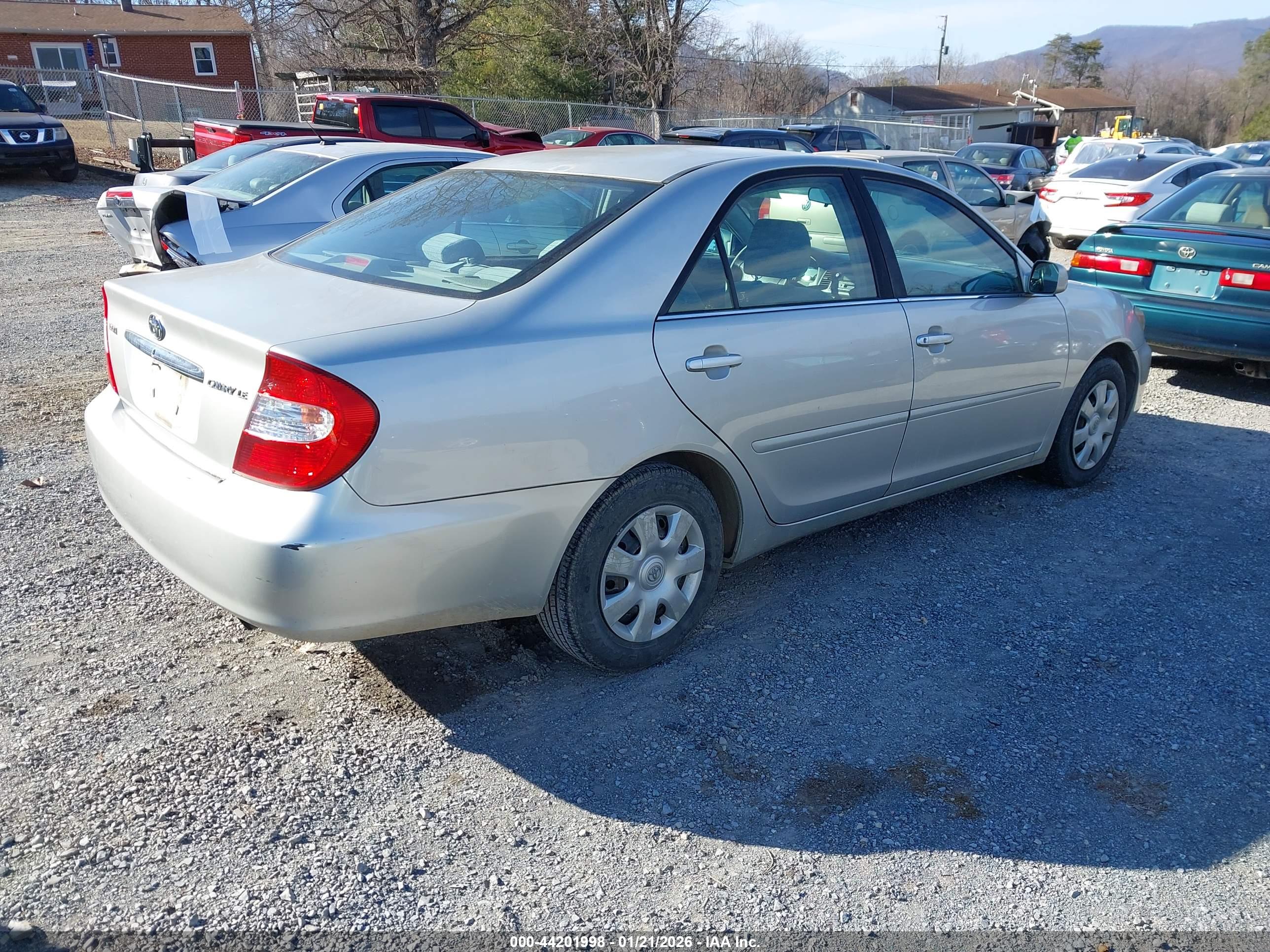 TOYOTA CAMRY image 4