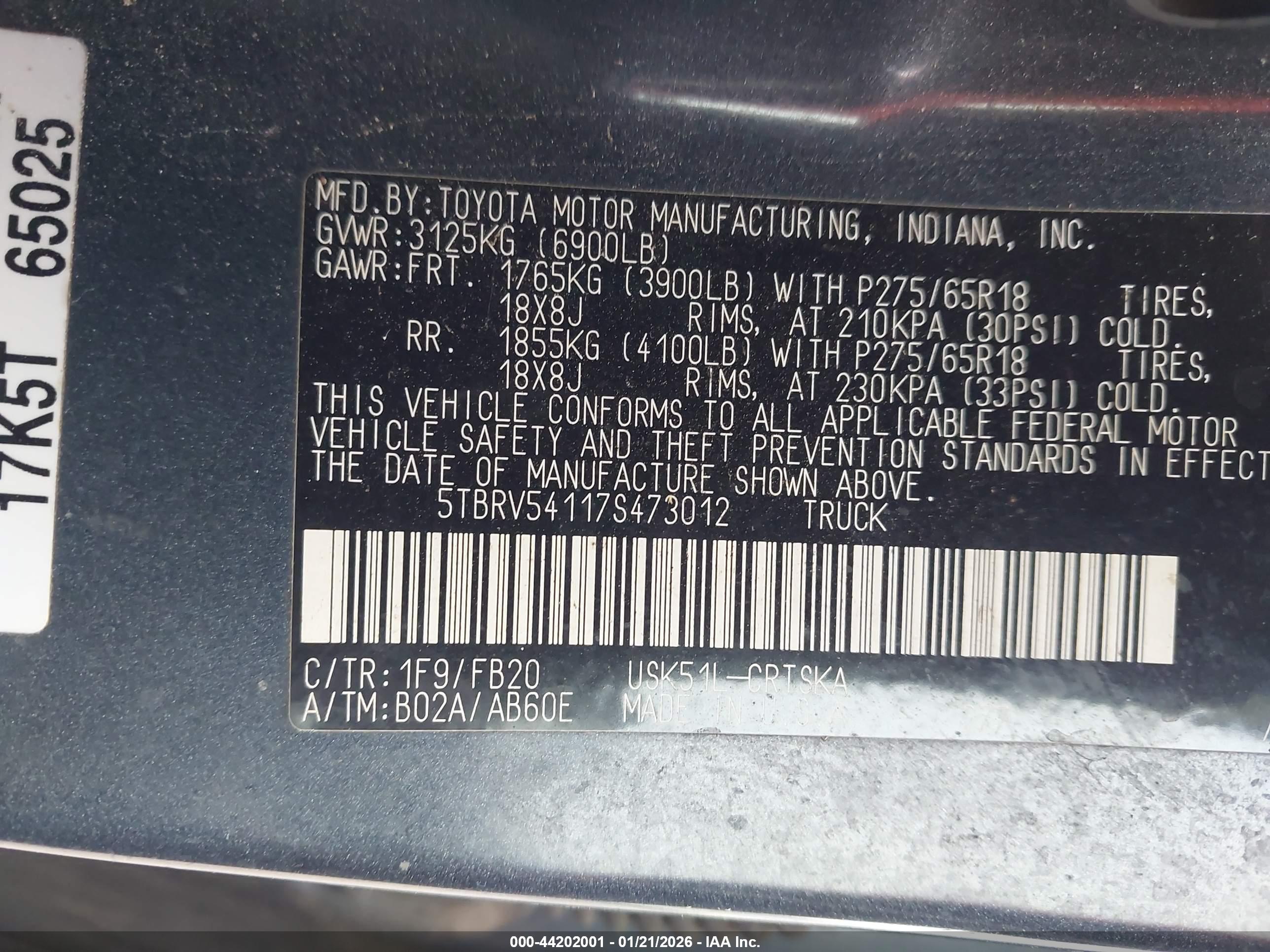 TOYOTA TUNDRA image 9