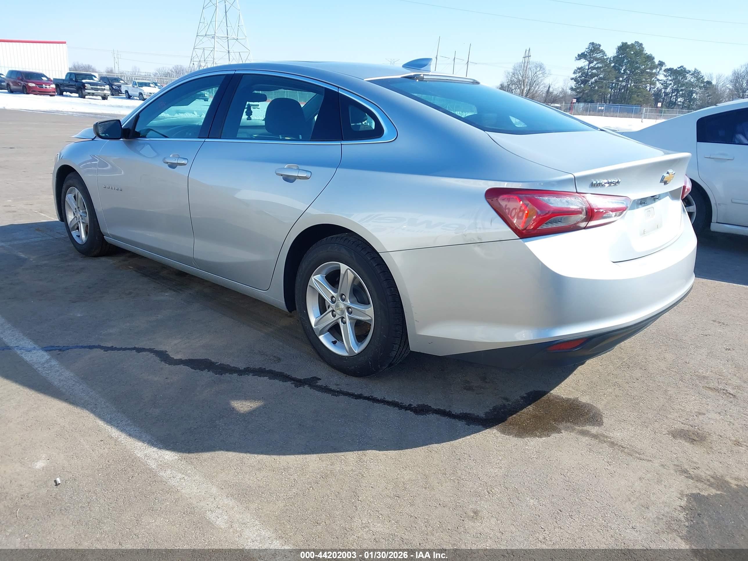CHEVROLET MALIBU image 3