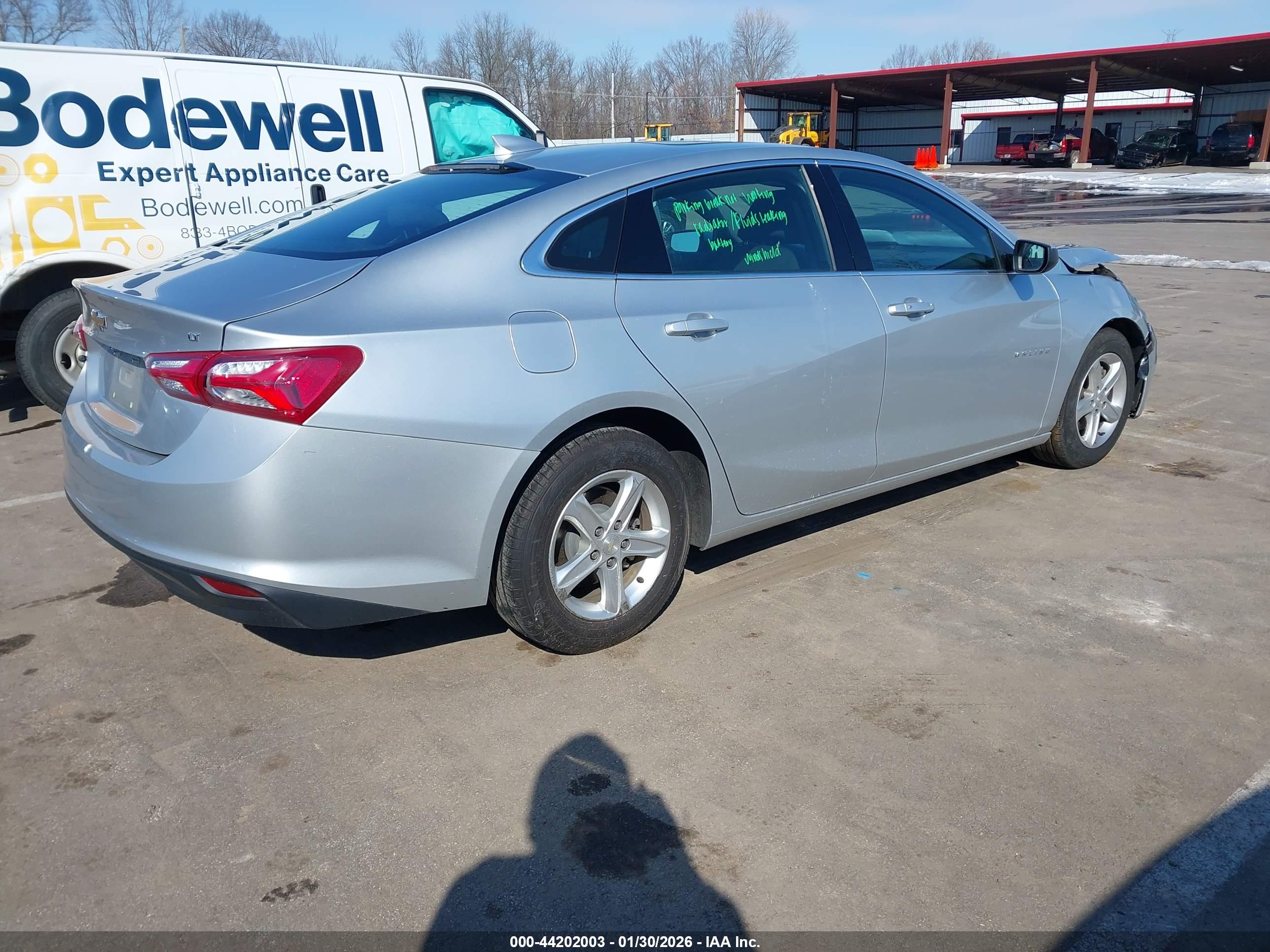 CHEVROLET MALIBU image 4