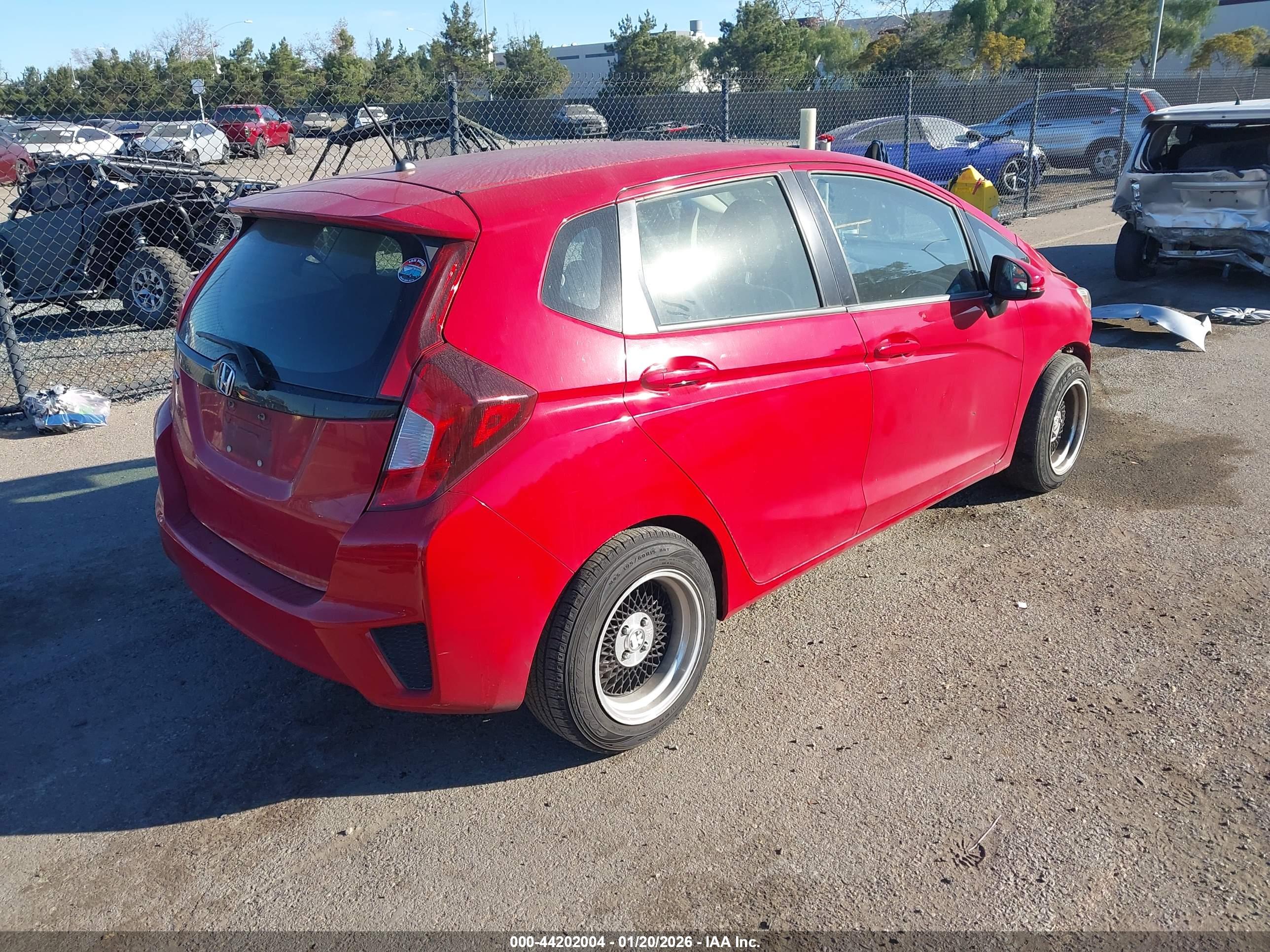 HONDA FIT image 4