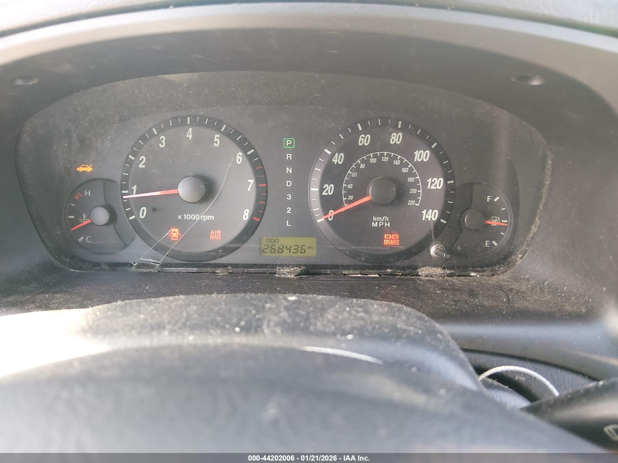 HYUNDAI ELANTRA image 7
