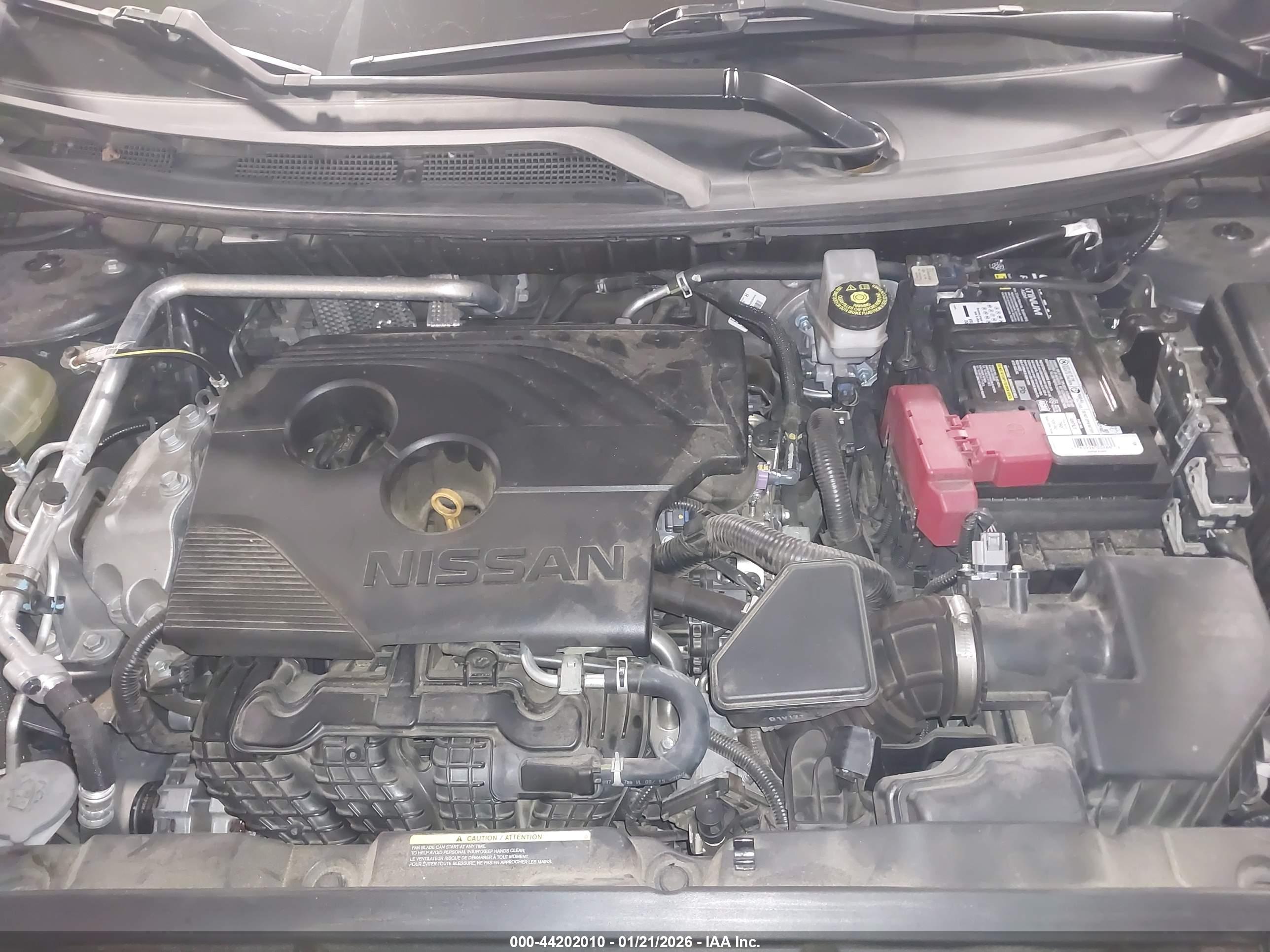 NISSAN ROGUE image 10