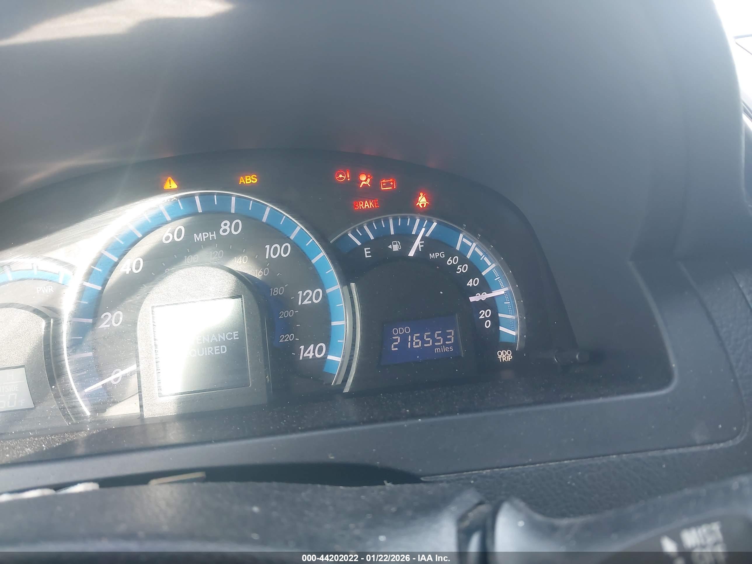 TOYOTA CAMRY image 7