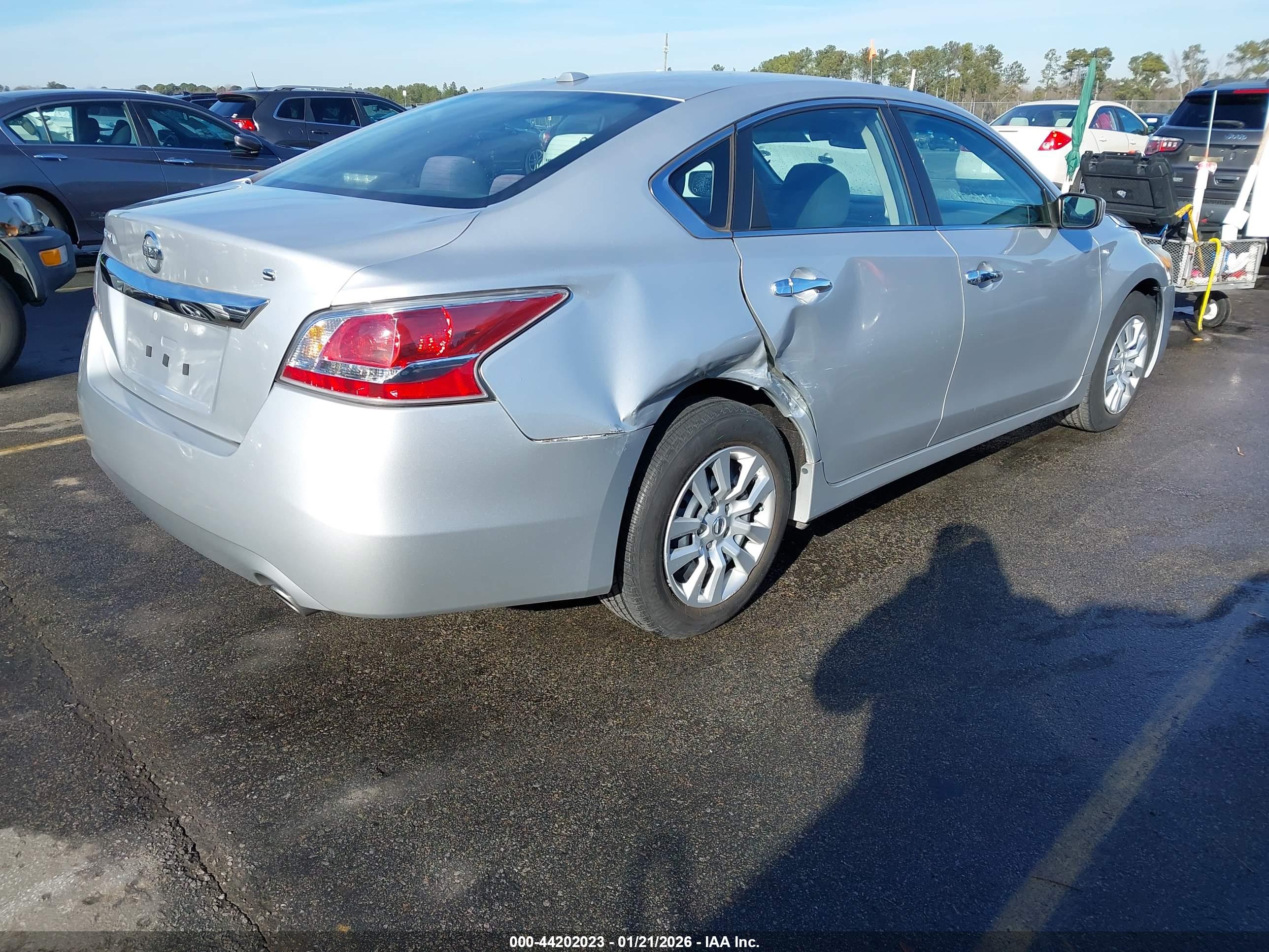 NISSAN ALTIMA image 4