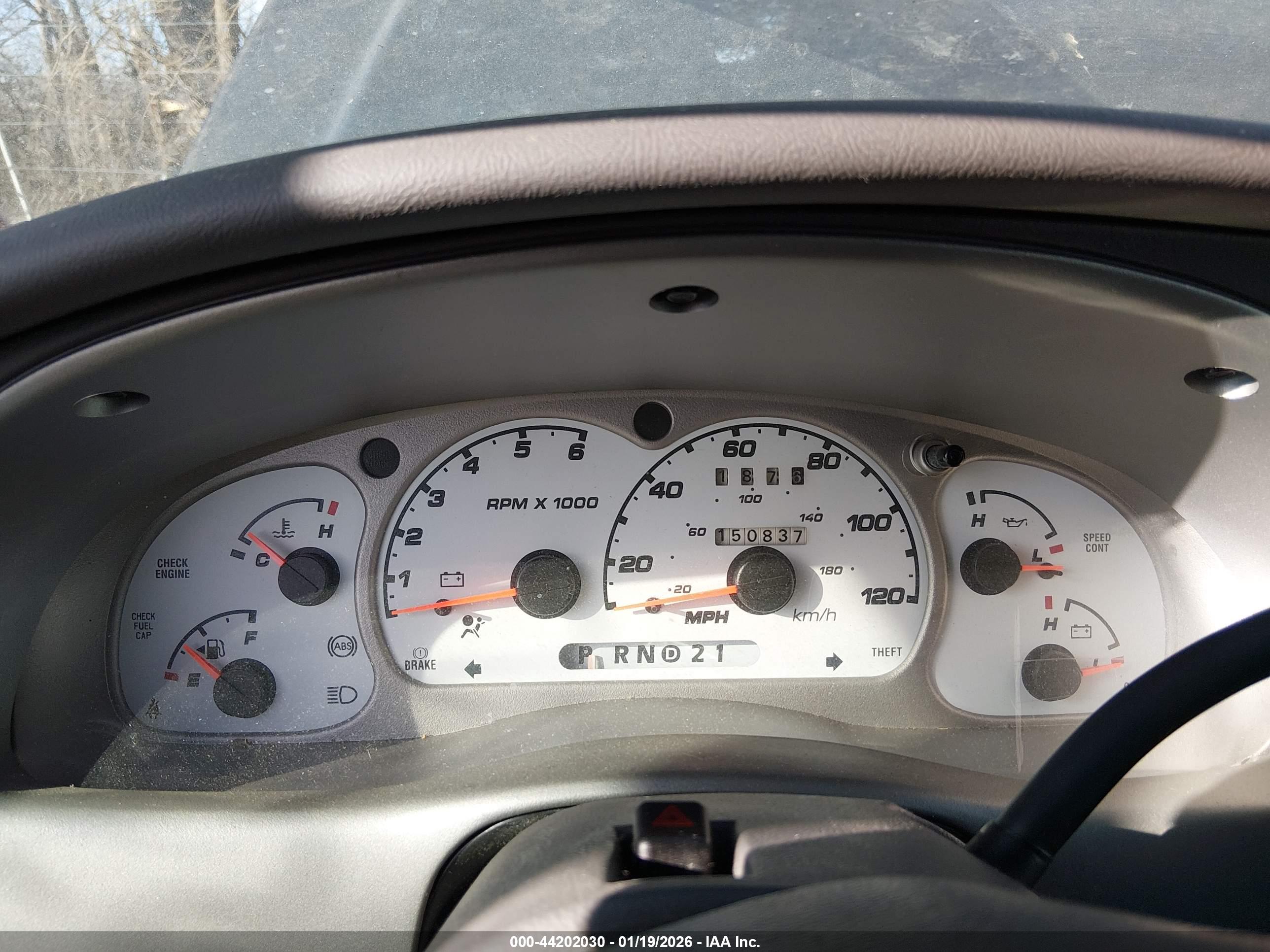 FORD EXPLORER image 7
