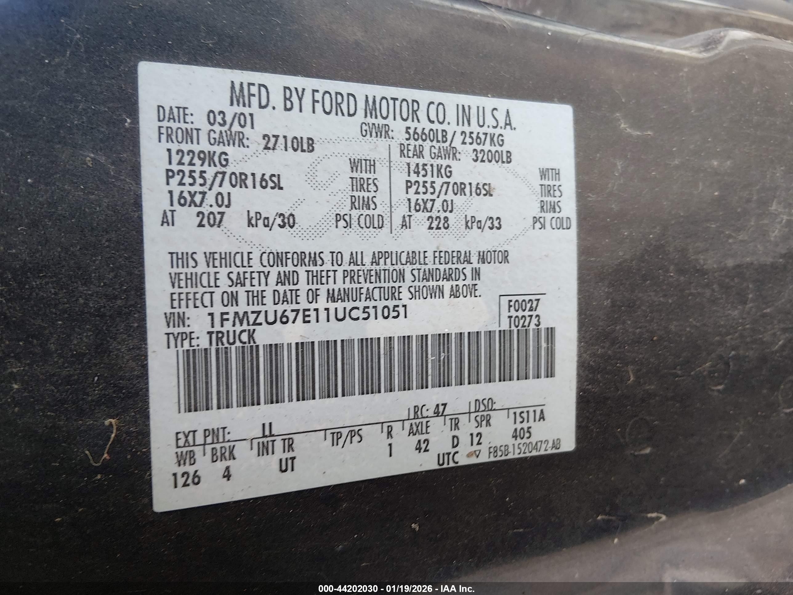 FORD EXPLORER image 9