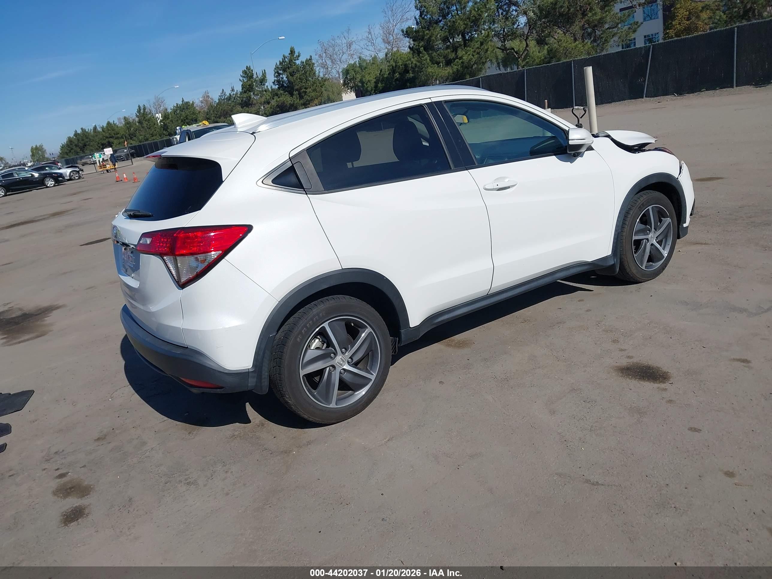 HONDA HR-V image 4
