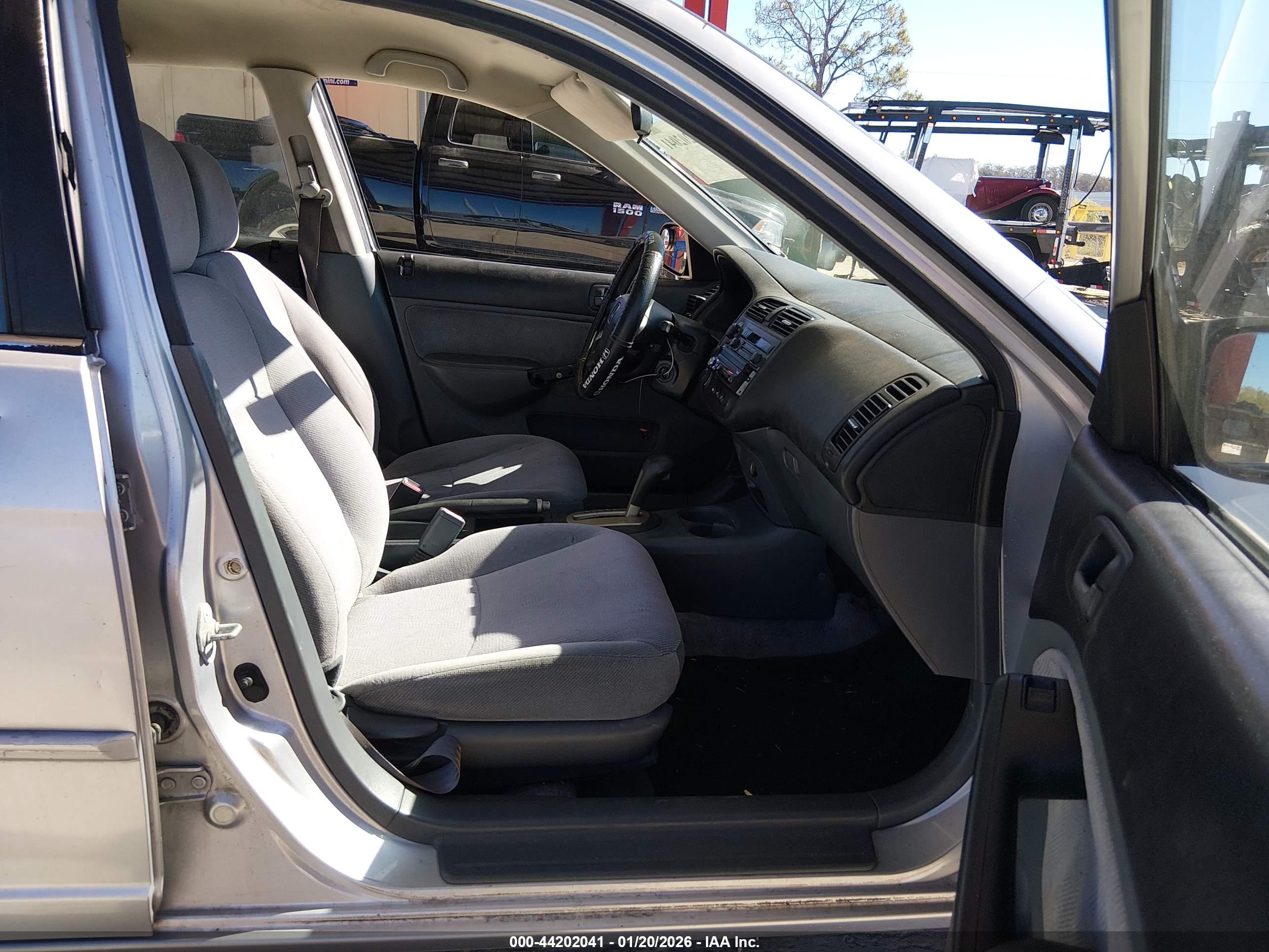HONDA CIVIC image 5