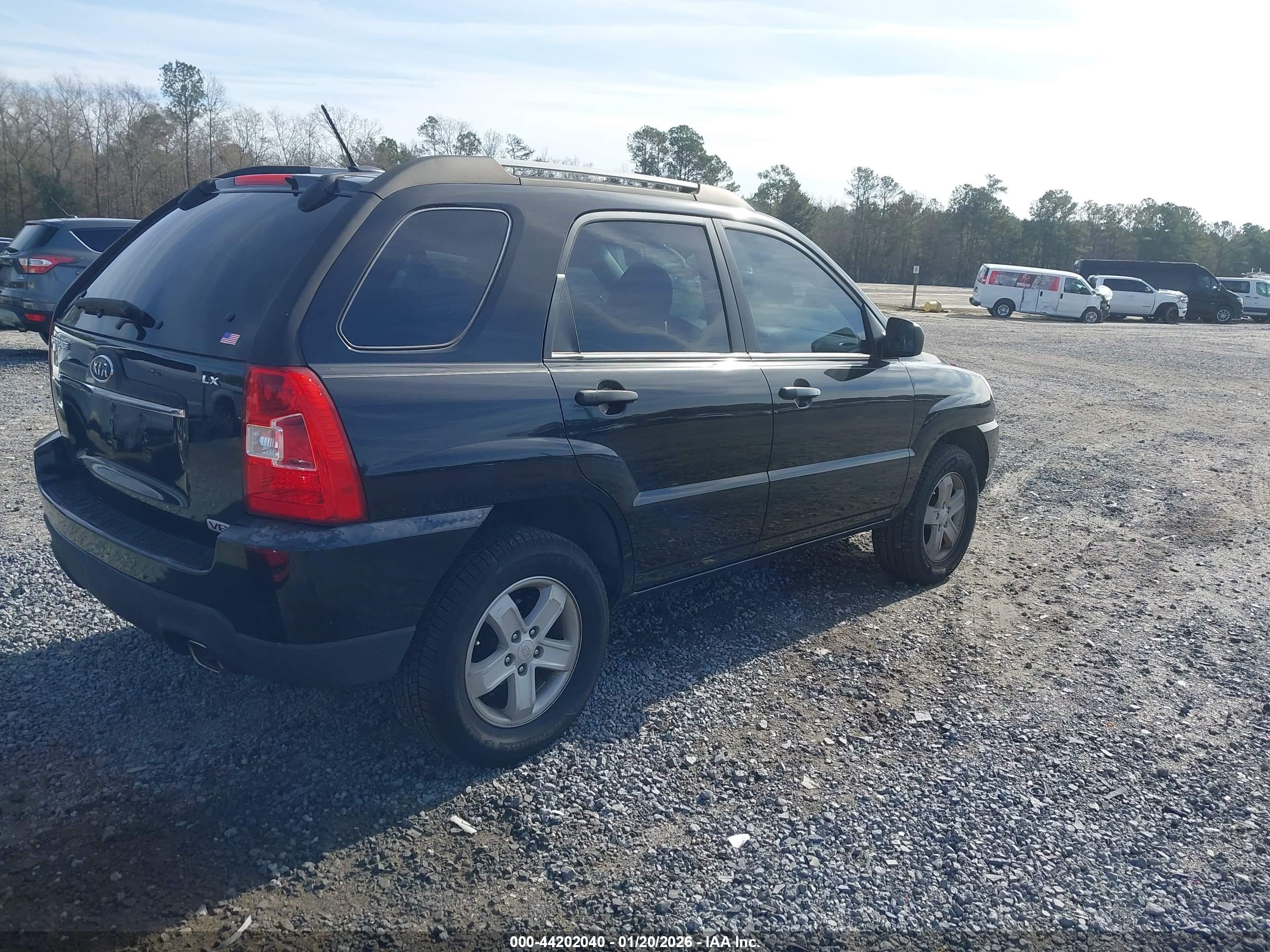 KIA SPORTAGE image 4