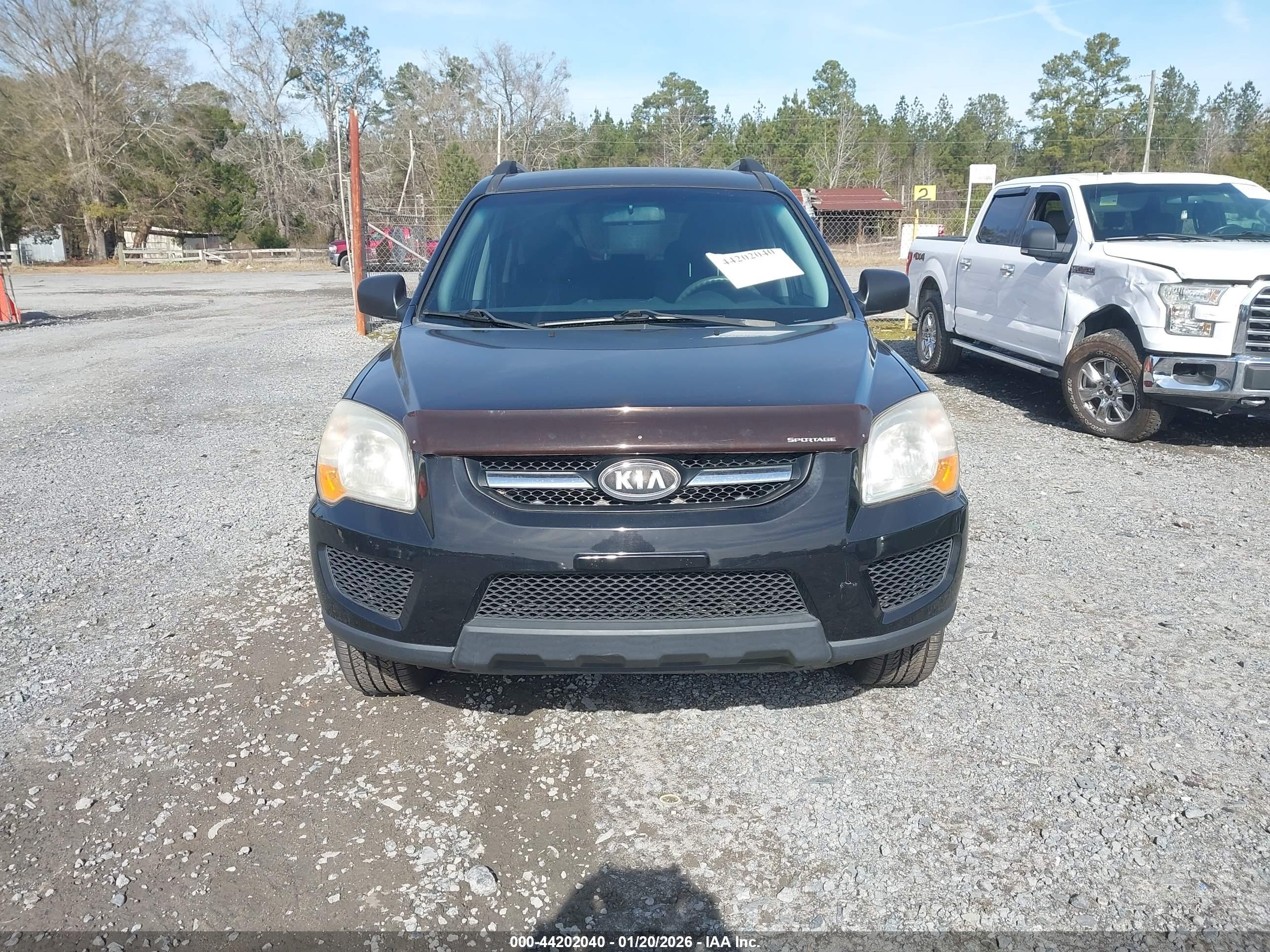 KIA SPORTAGE image 6
