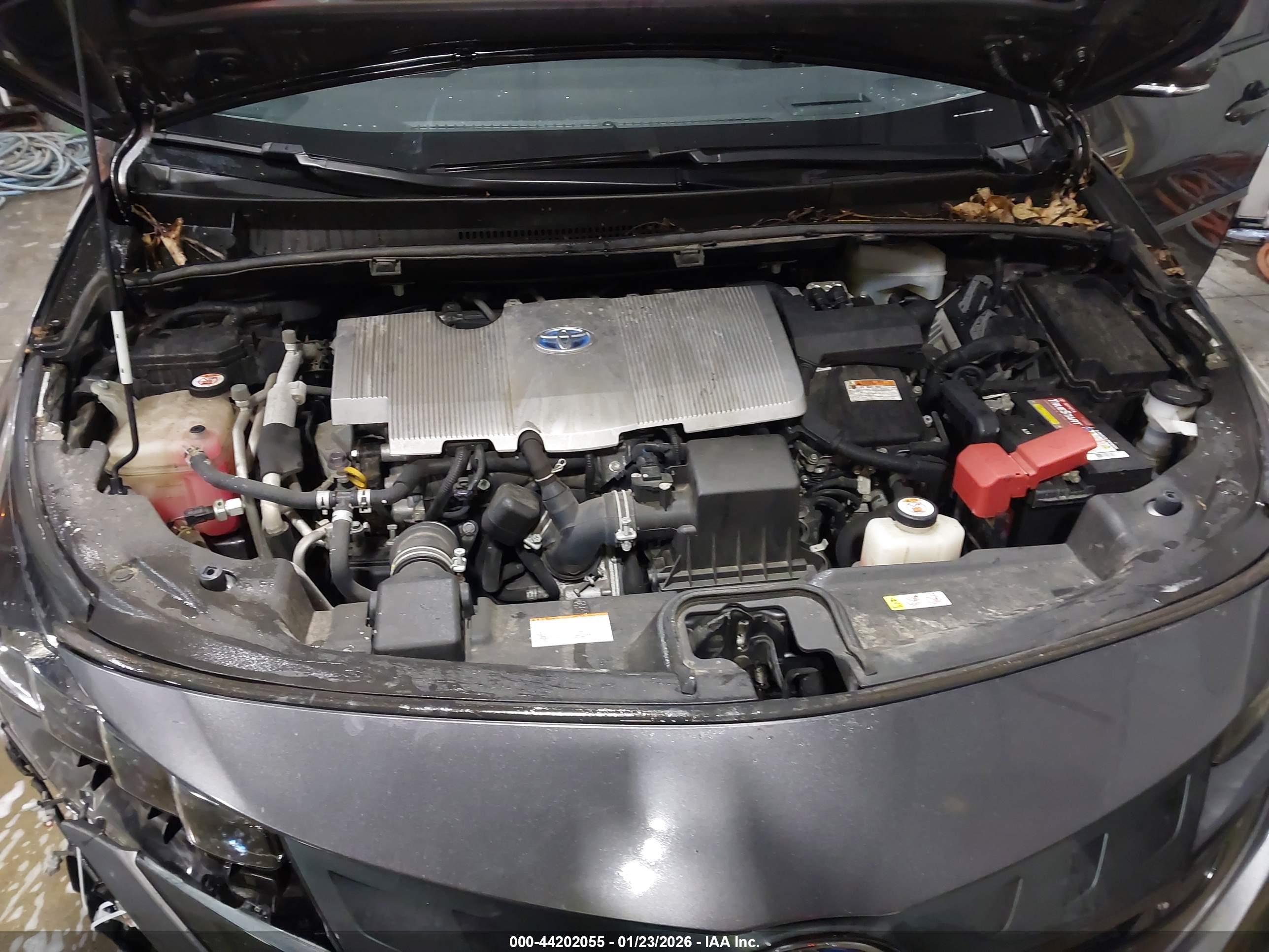 TOYOTA PRIUS image 10