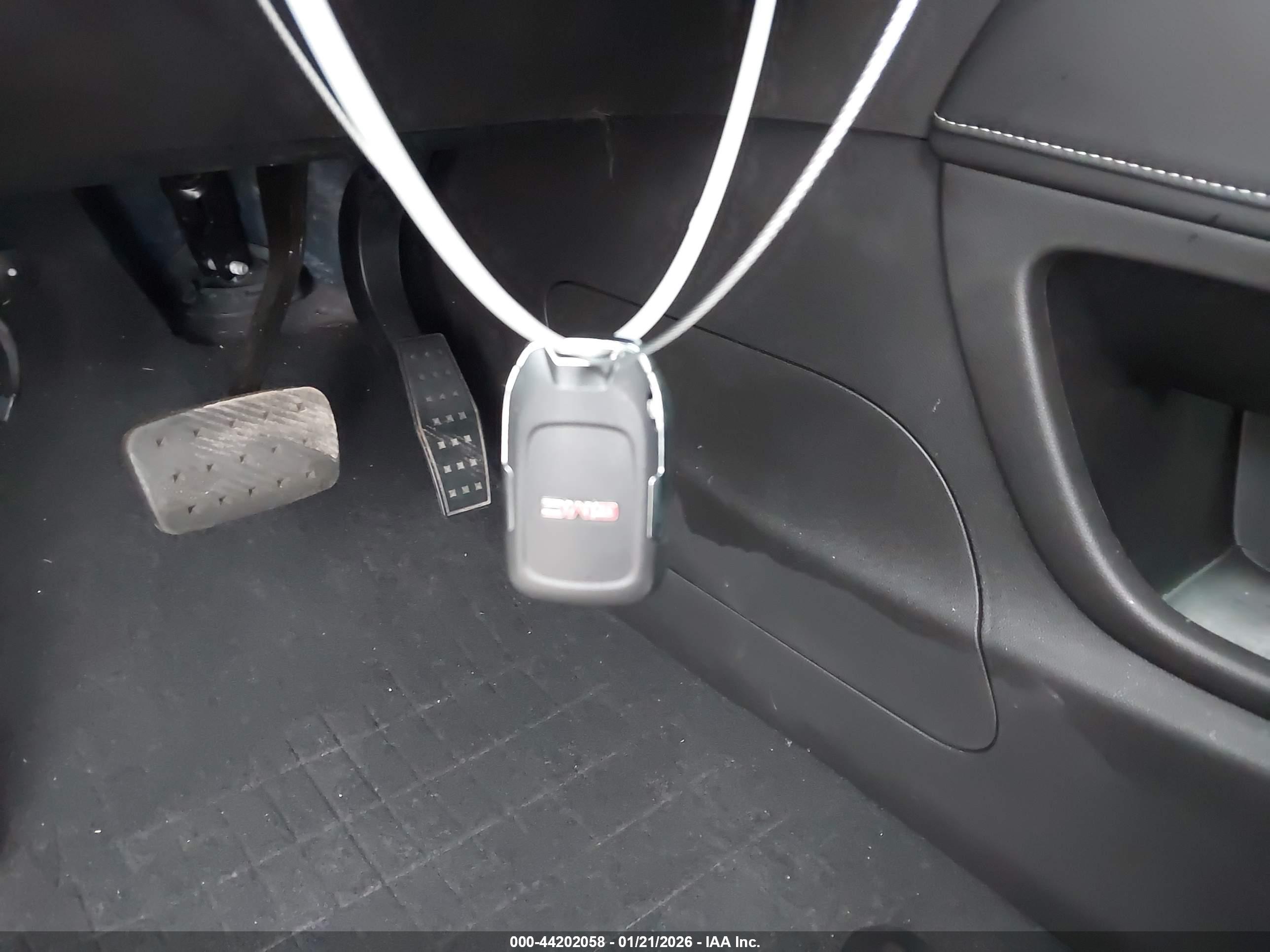 GMC ACADIA image 11