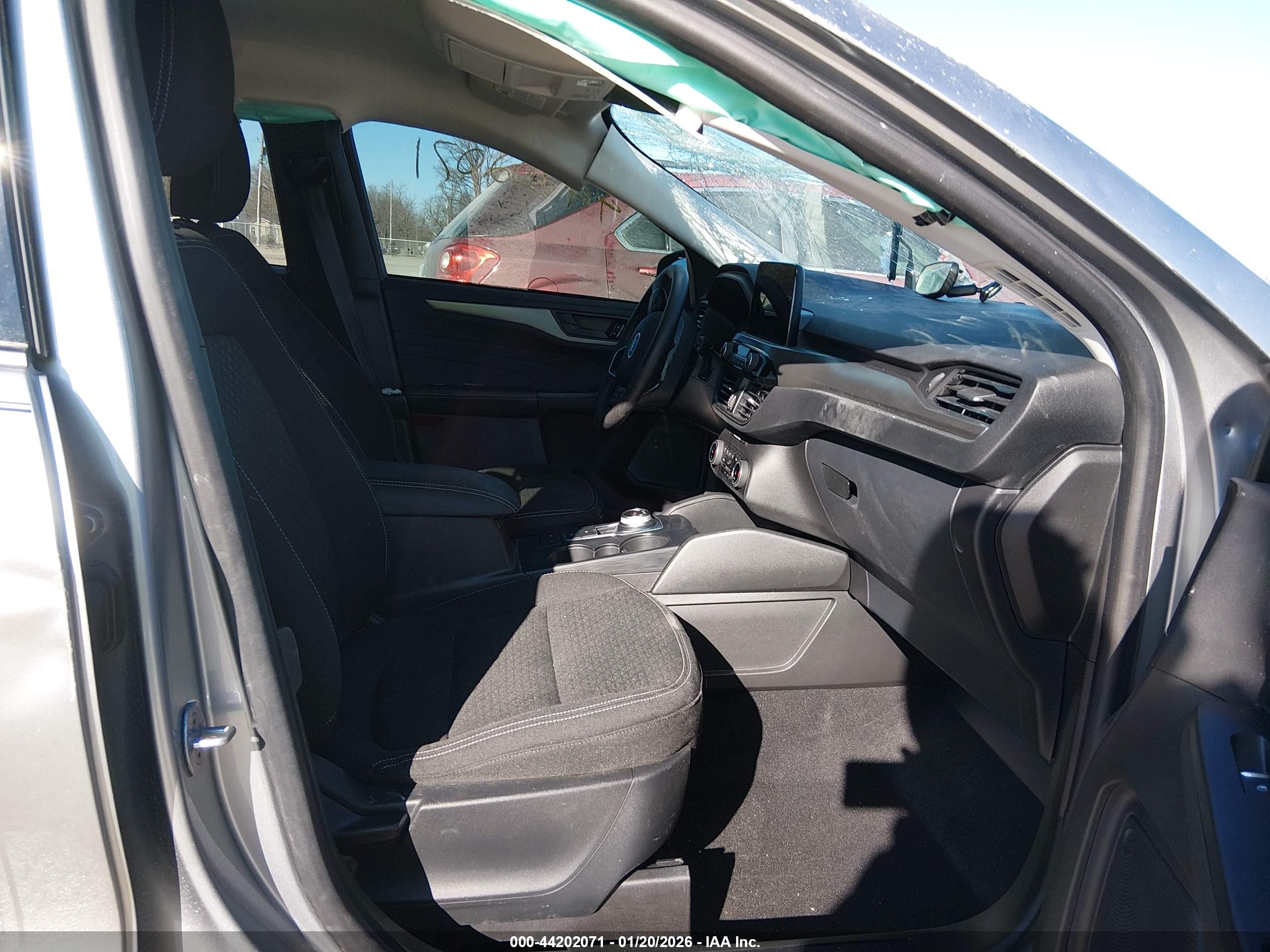 FORD ESCAPE image 5