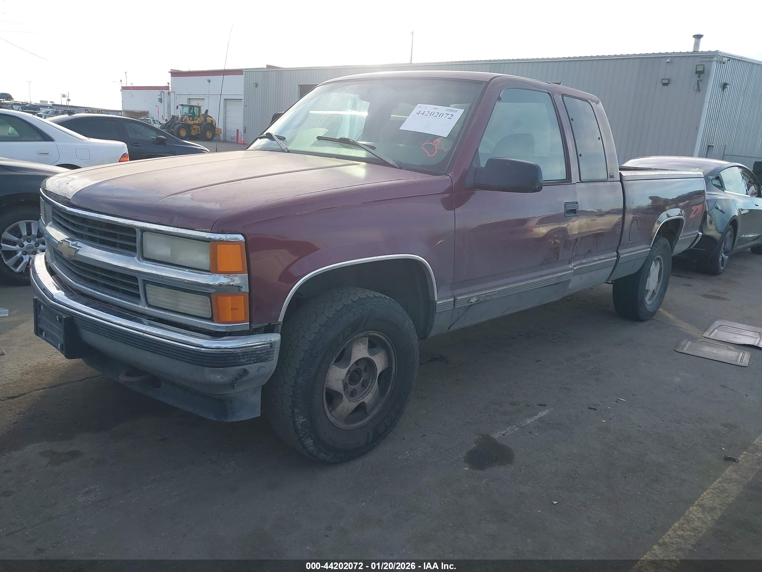 CHEVROLET K1500 image 2