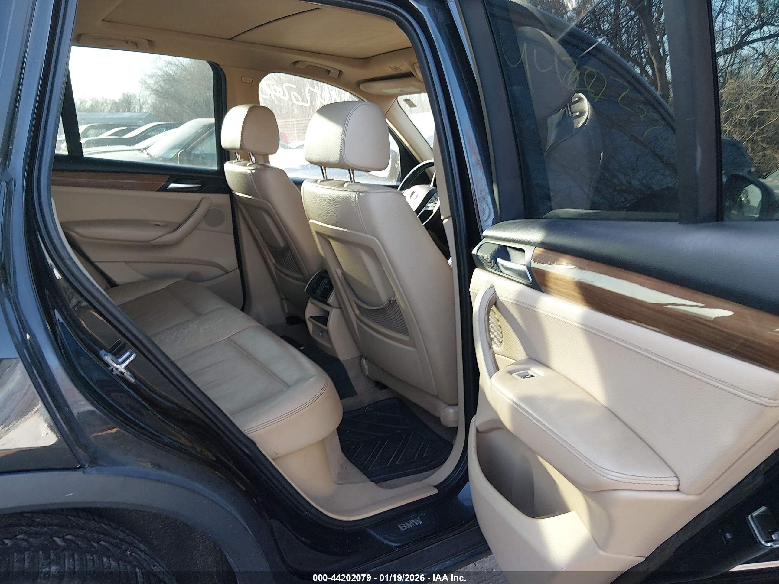 BMW X3 image 8