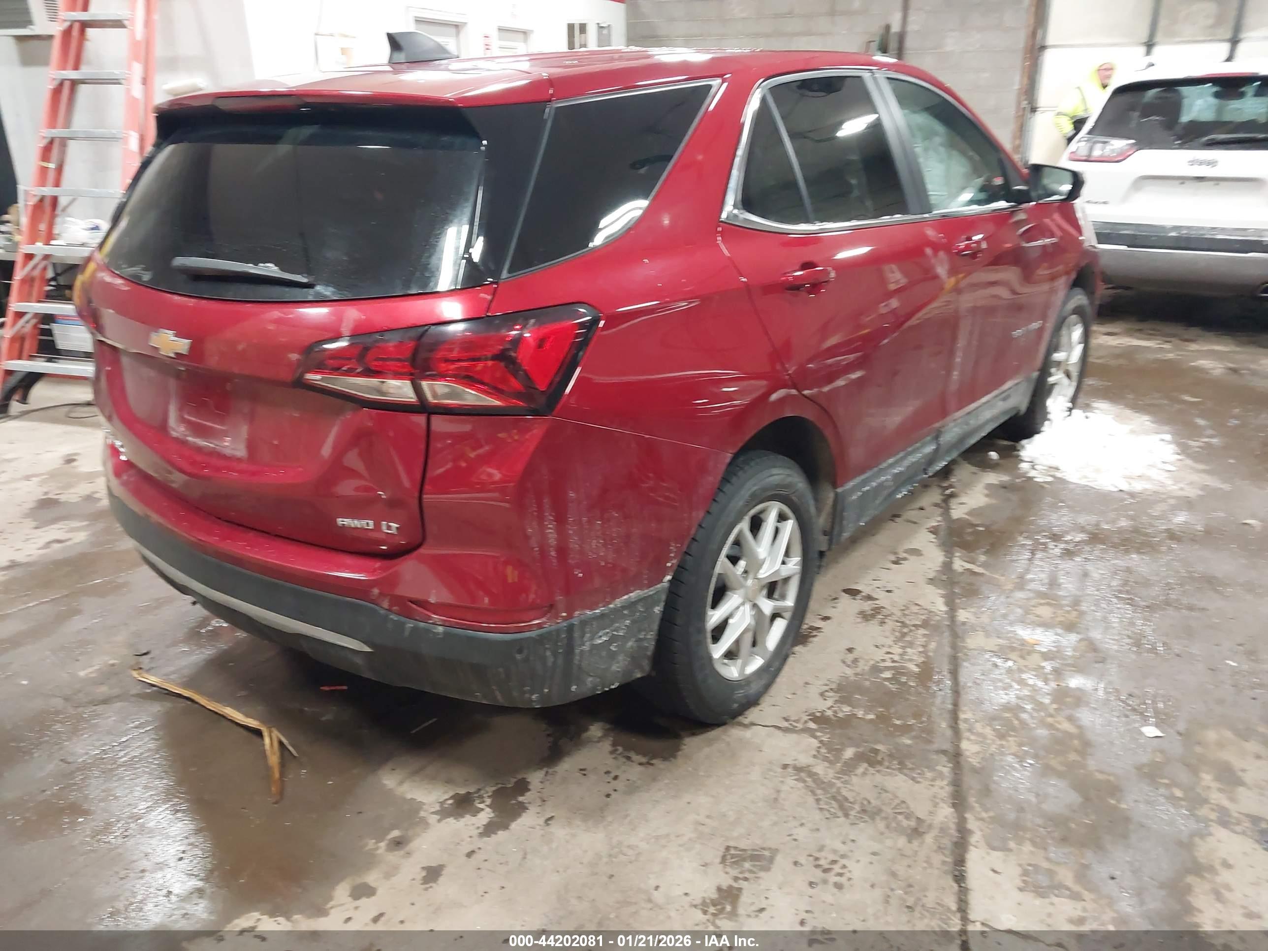 CHEVROLET EQUINOX image 4