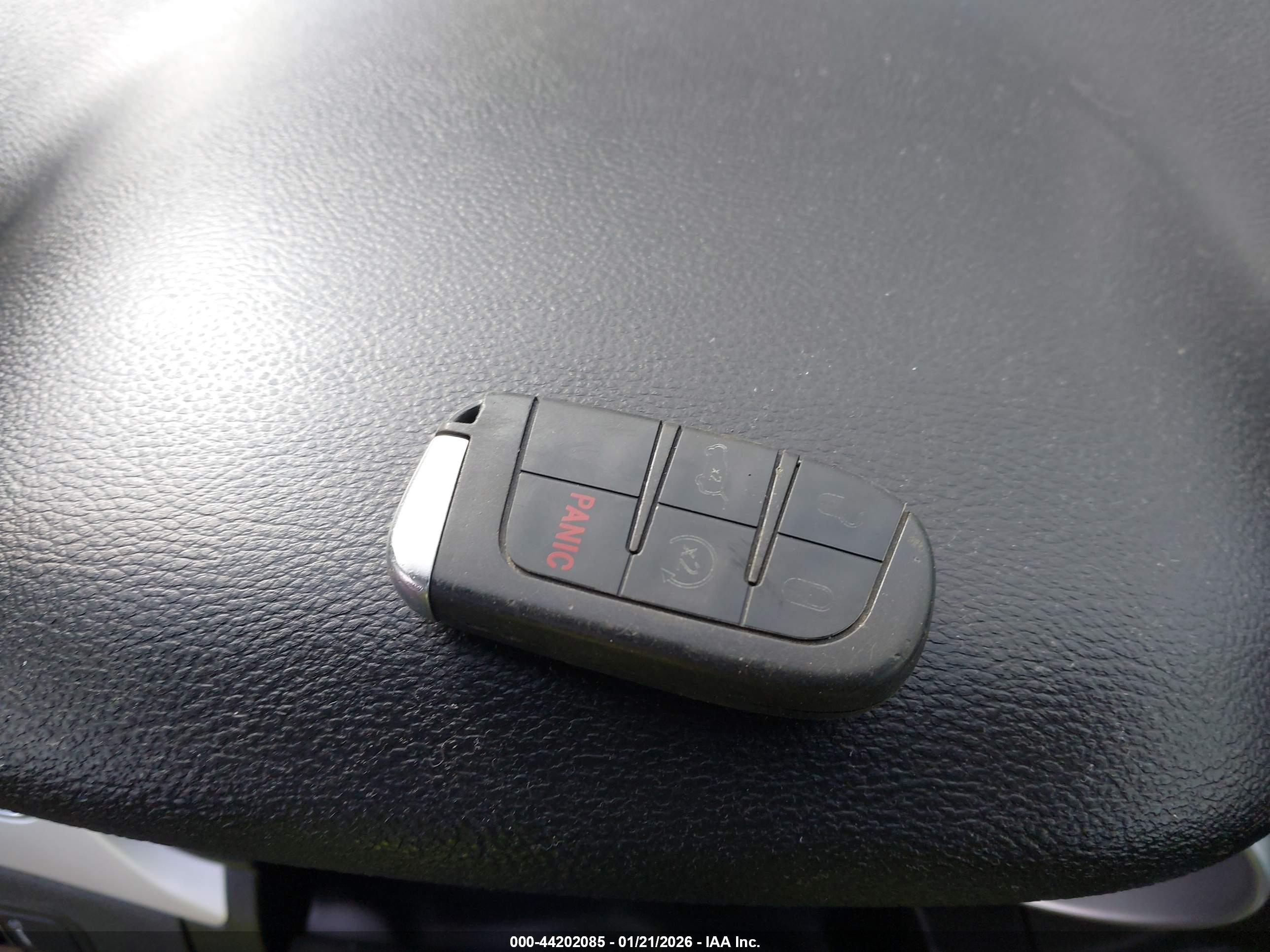 DODGE JOURNEY image 11