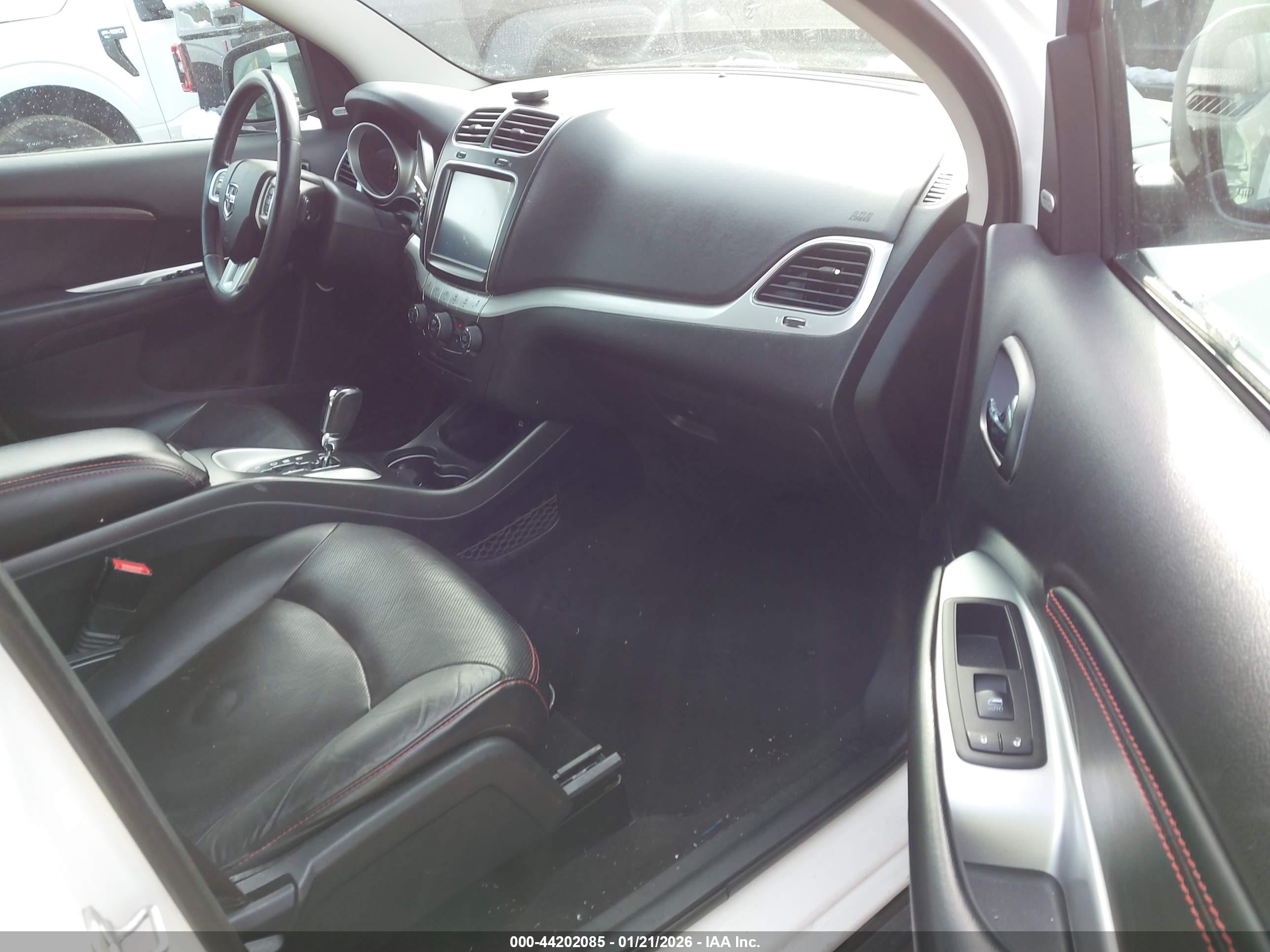 DODGE JOURNEY image 5