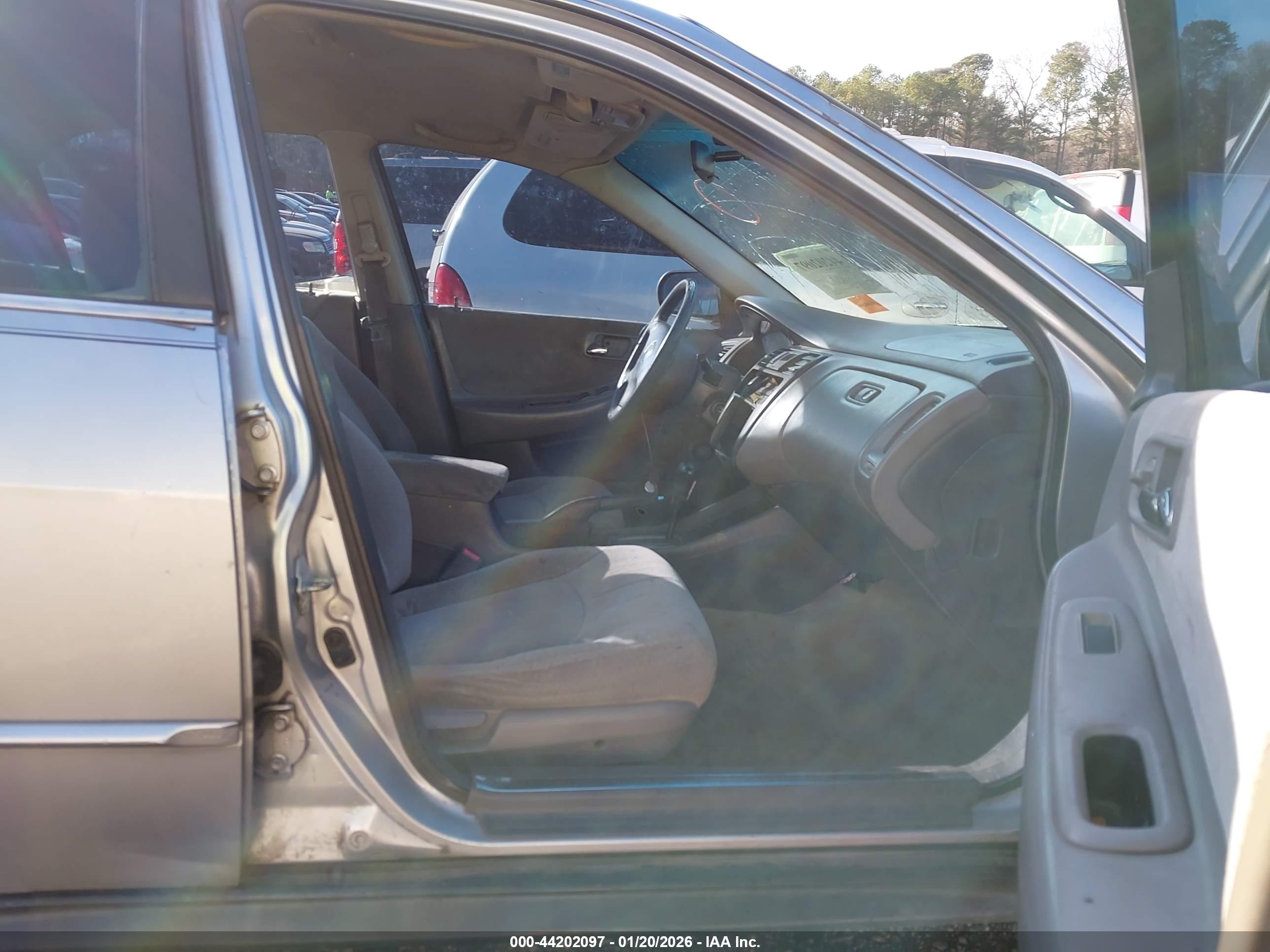 HONDA ACCORD image 5