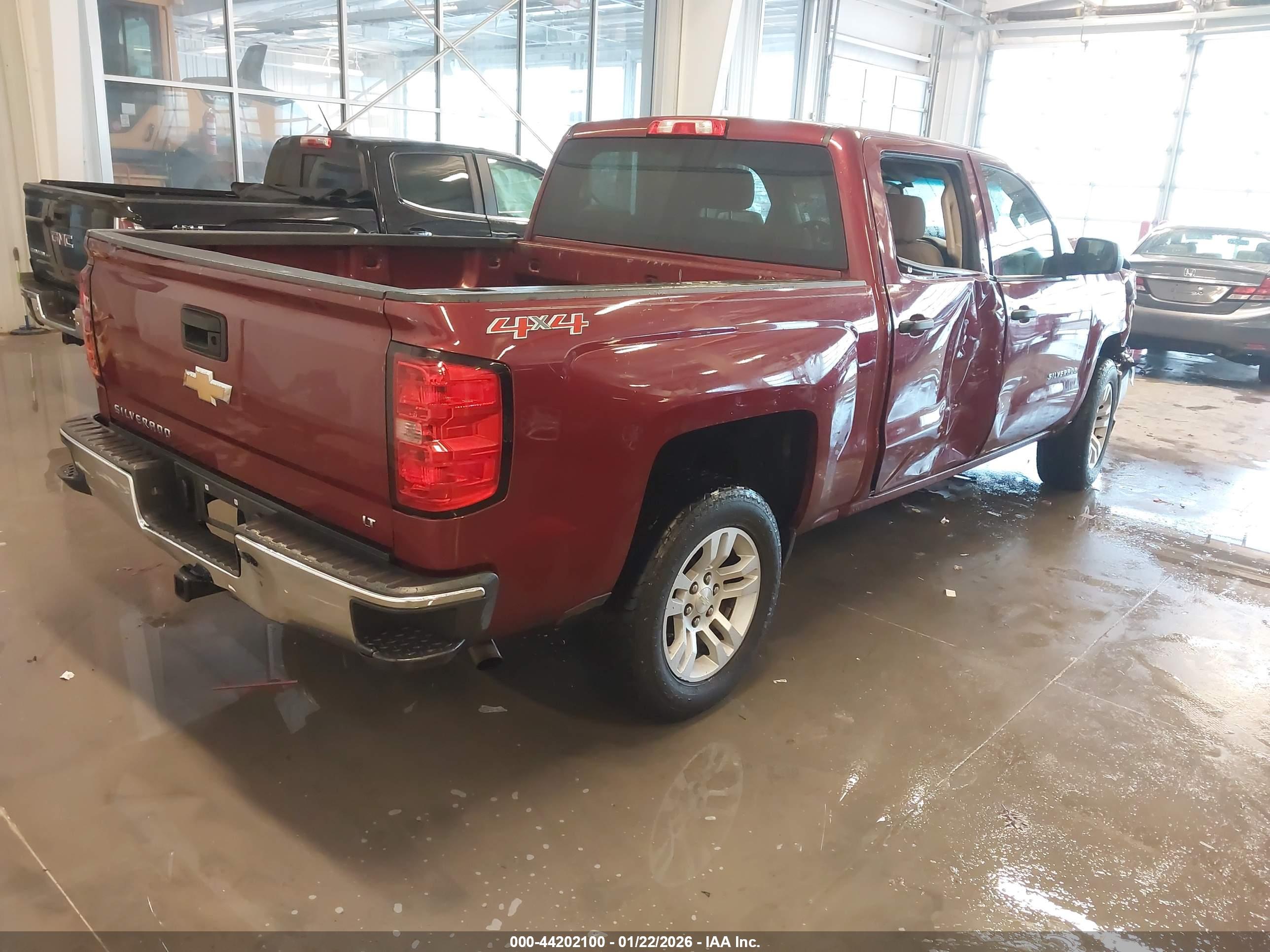 CHEVROLET SILVERADO image 4
