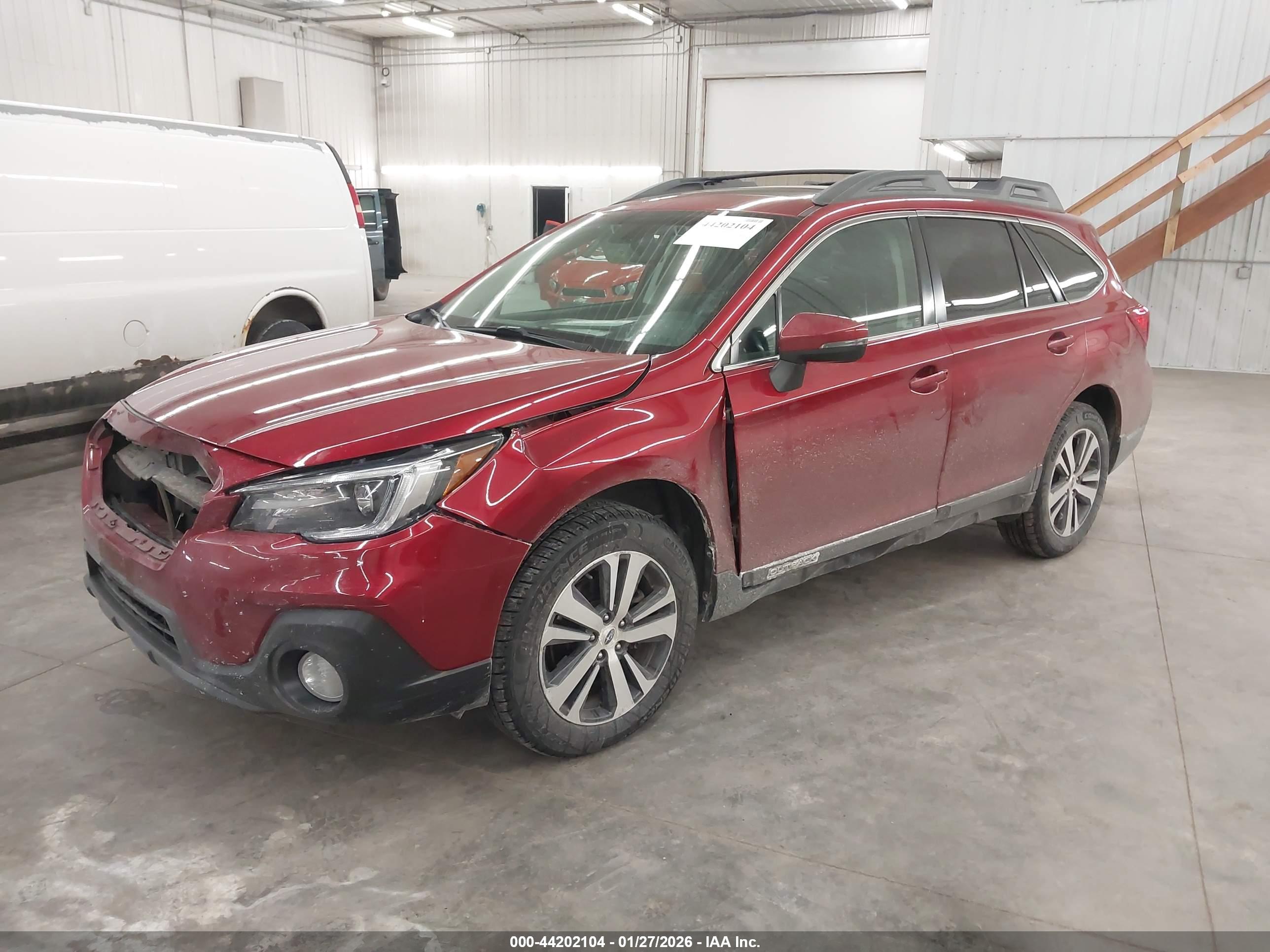 SUBARU OUTBACK image 2
