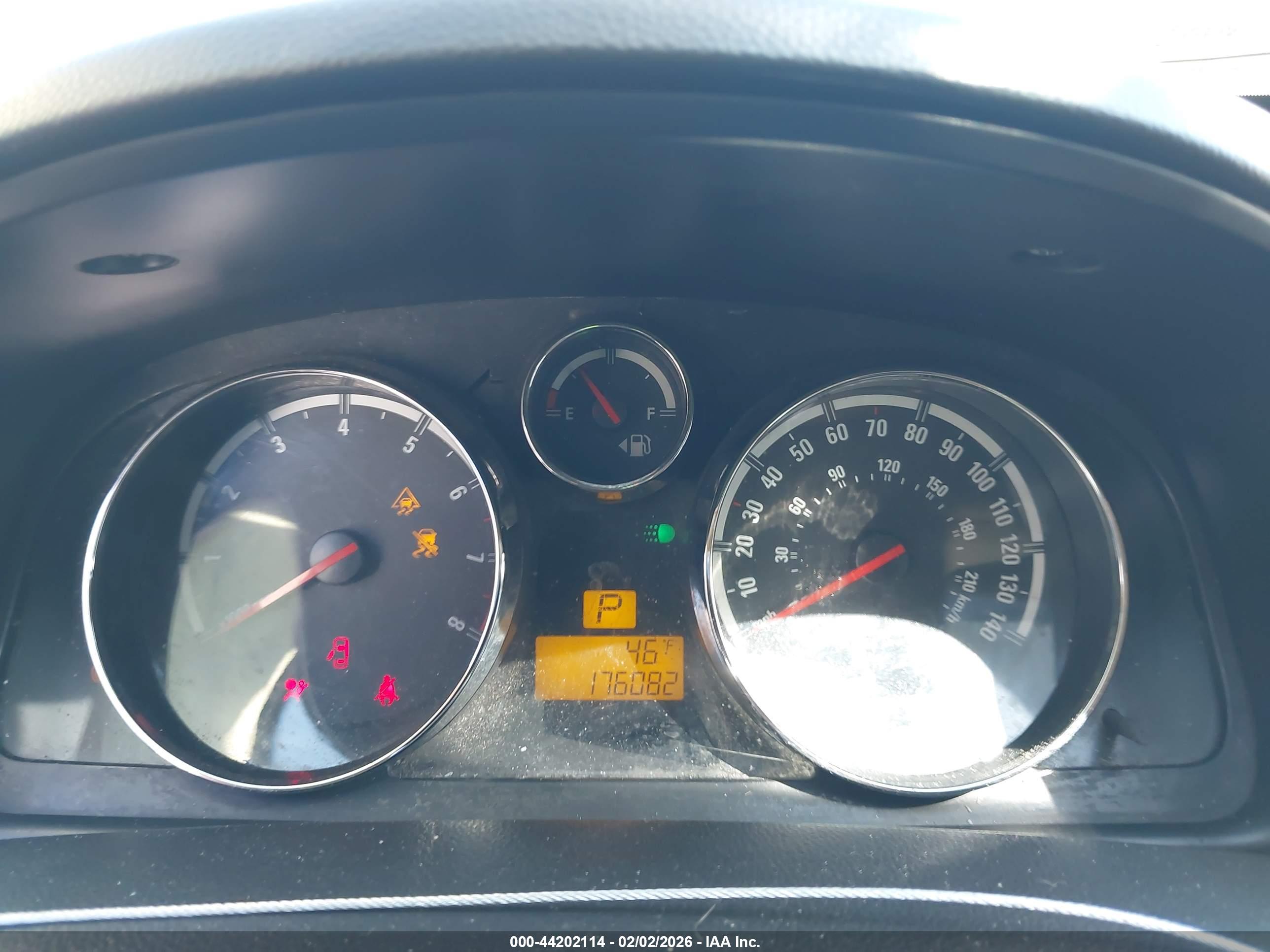 SATURN VUE image 7