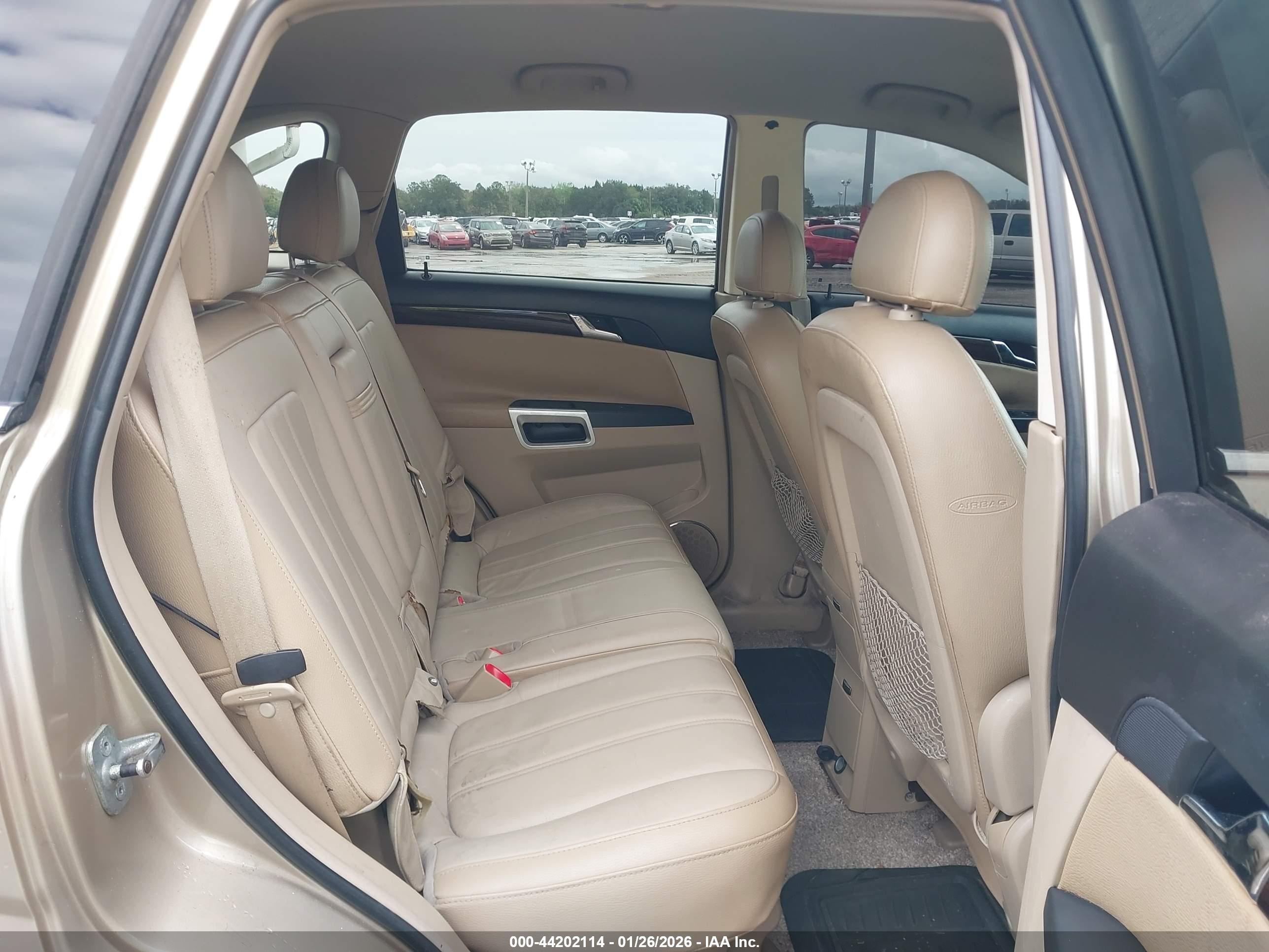 SATURN VUE image 8