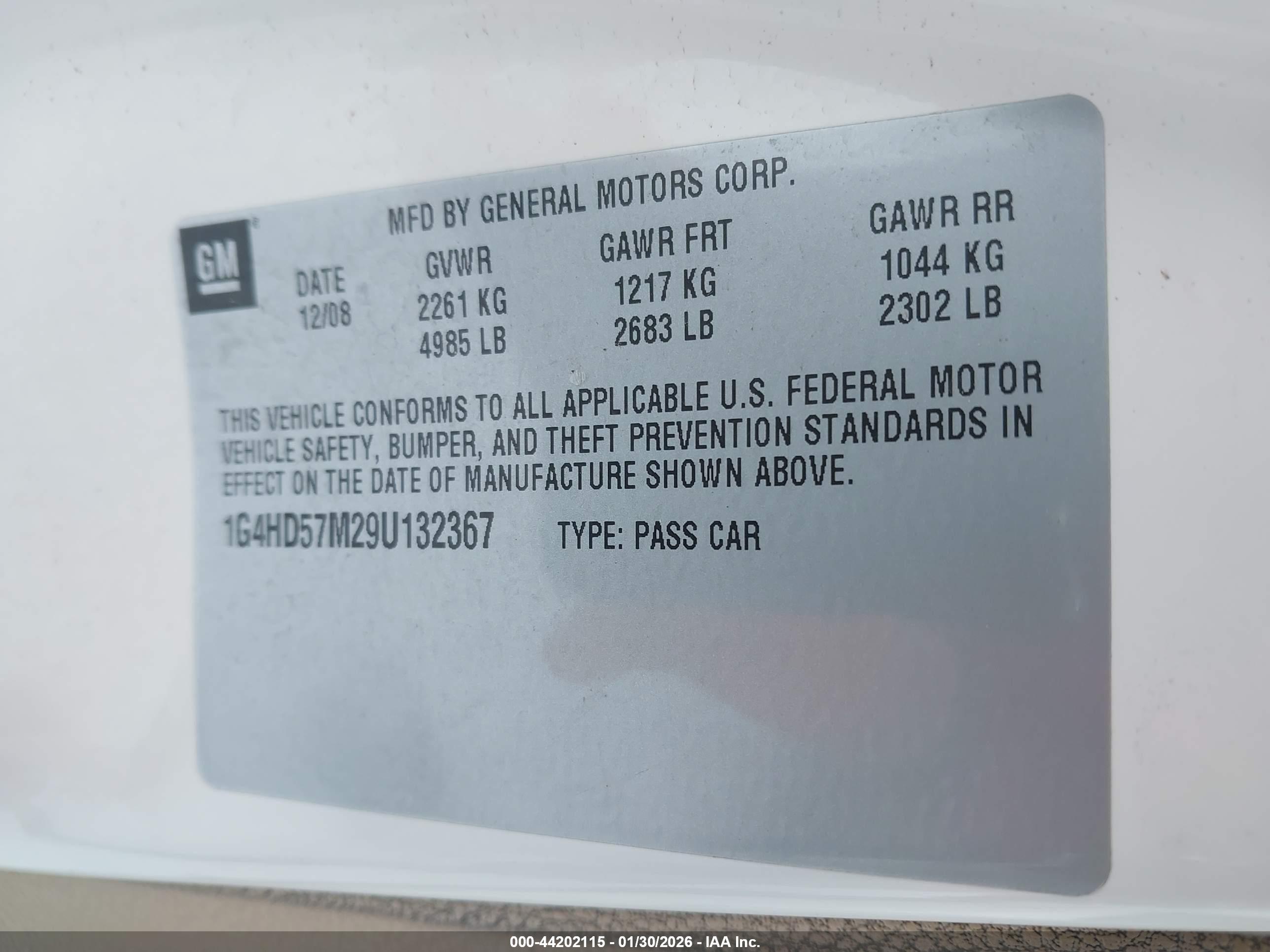 BUICK LUCERNE image 9