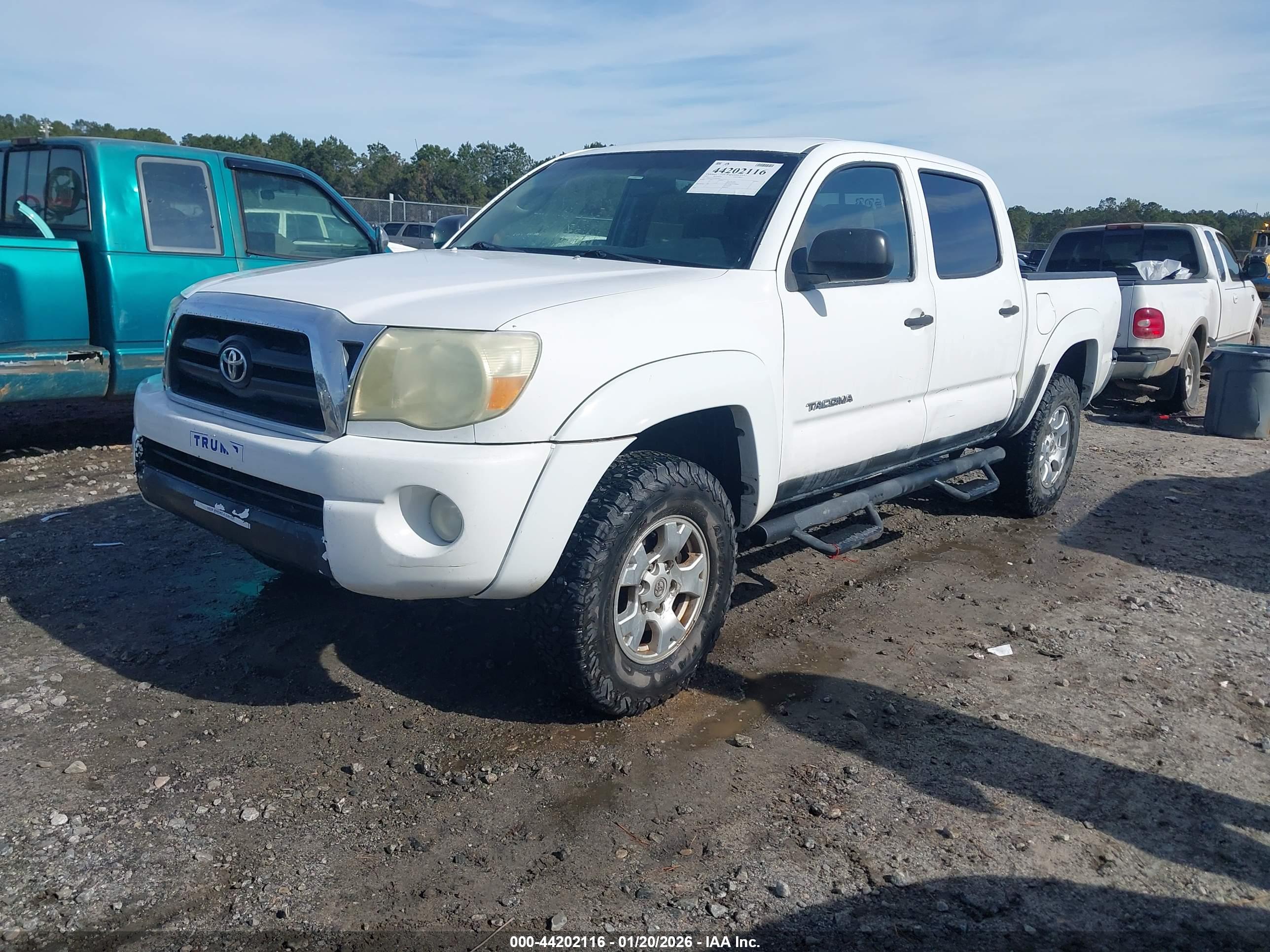 TOYOTA TACOMA image 2