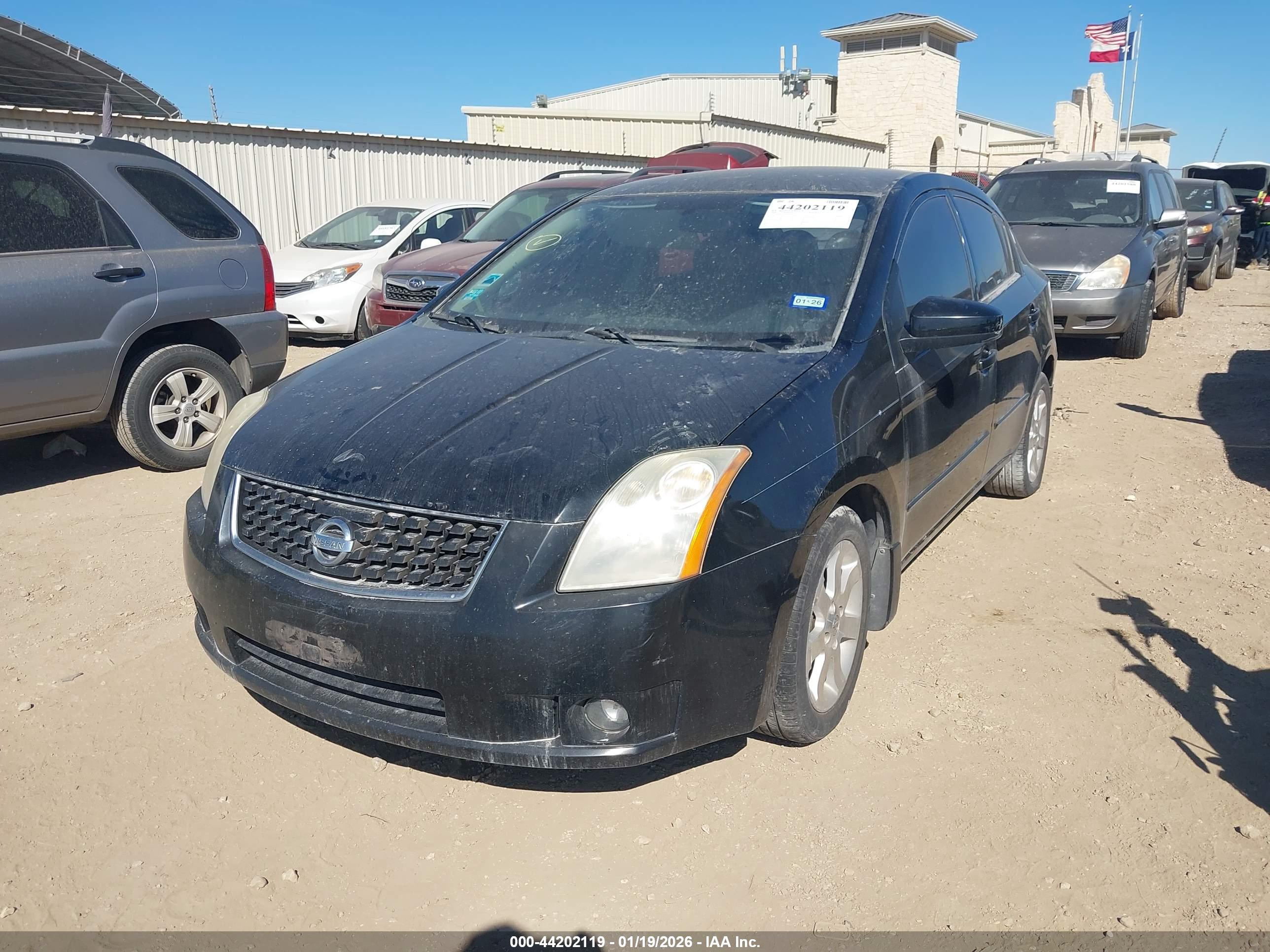 NISSAN SENTRA image 2