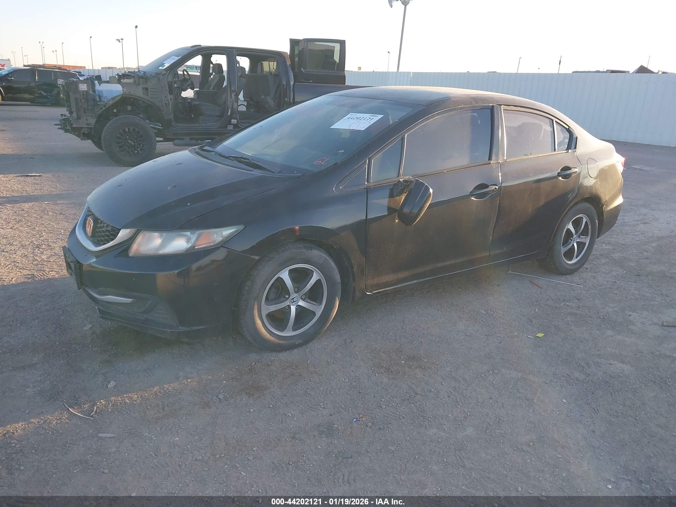 HONDA CIVIC image 2