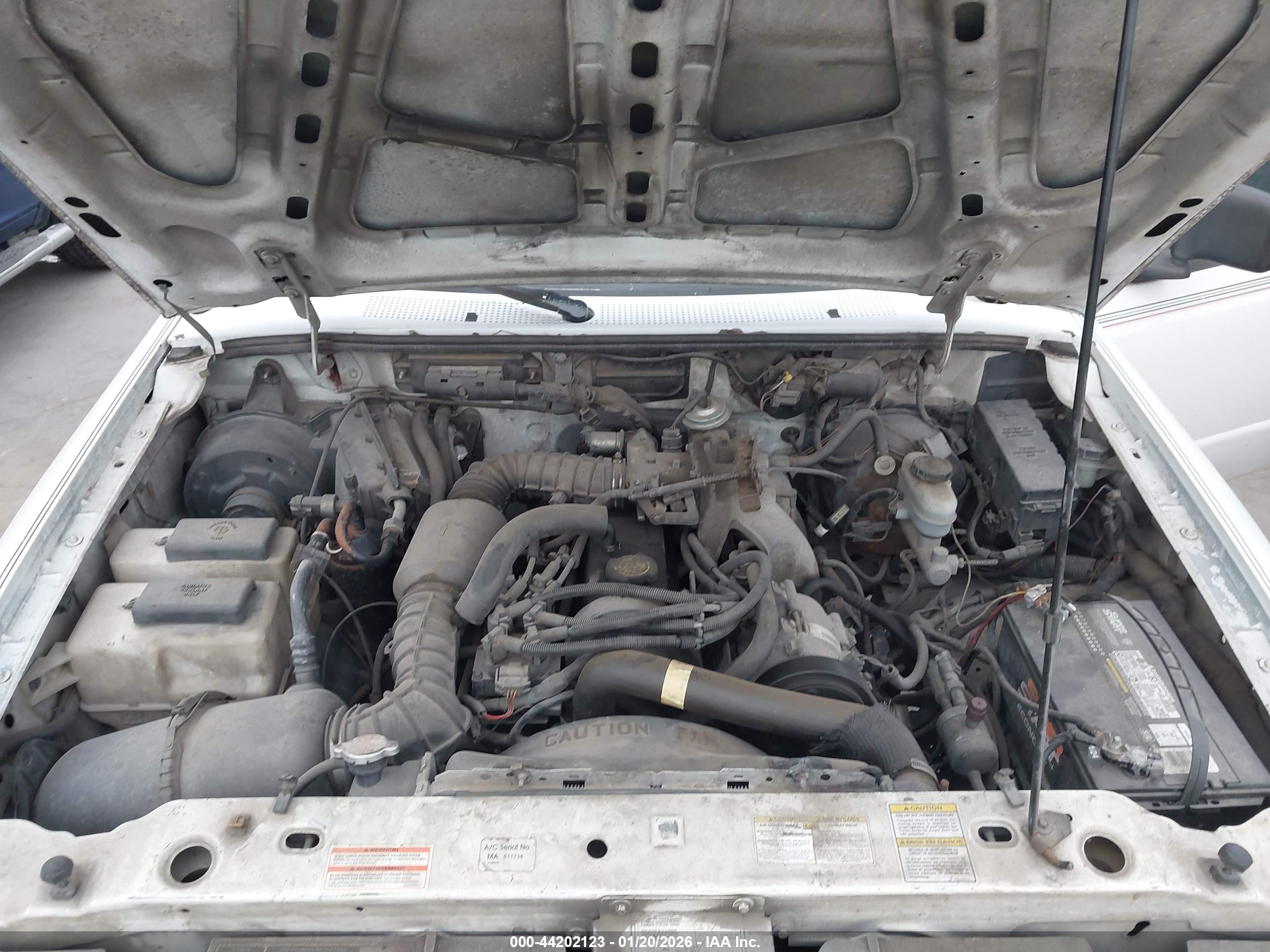 MAZDA B2300 image 10