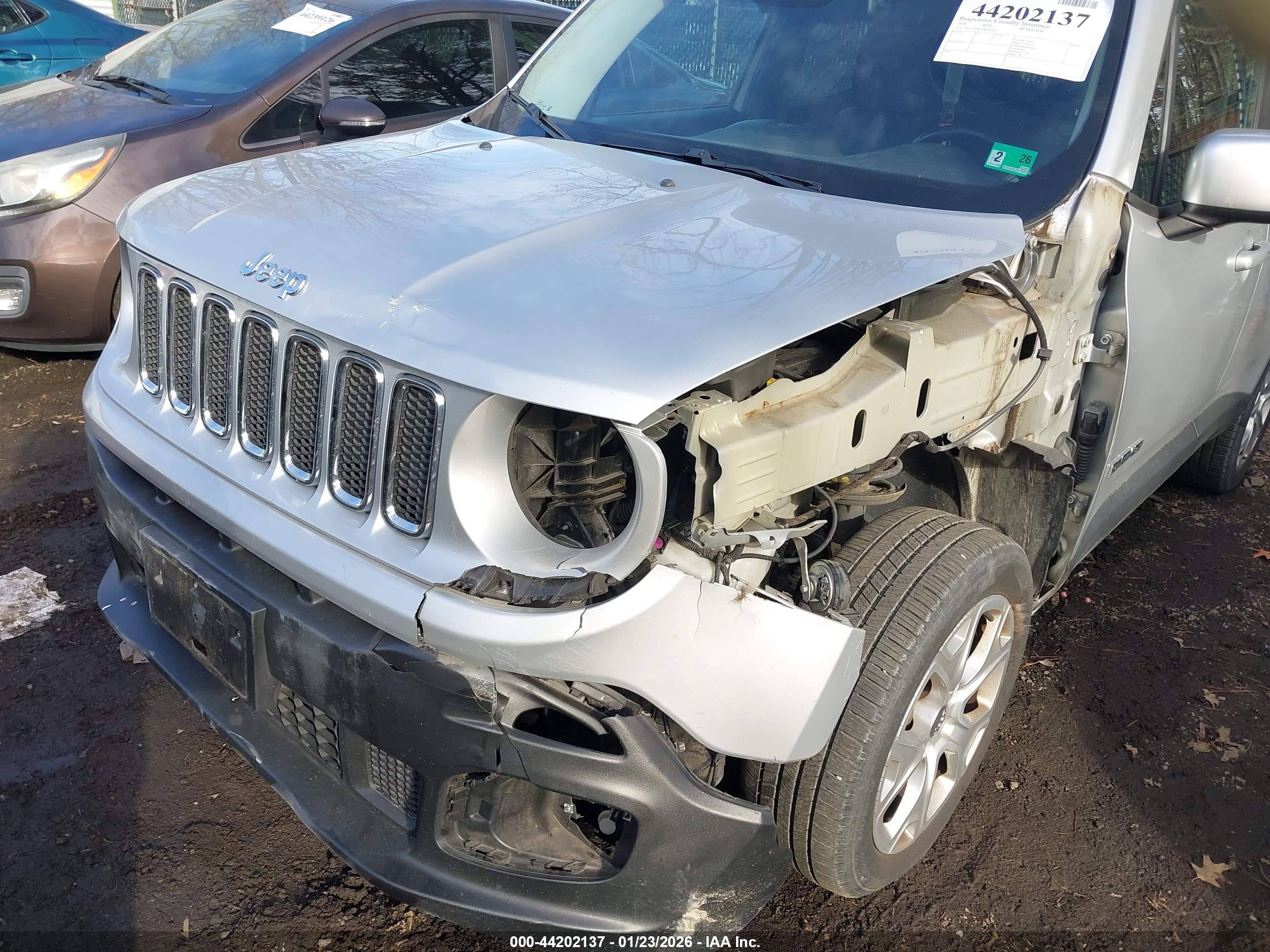 JEEP RENEGADE image 6