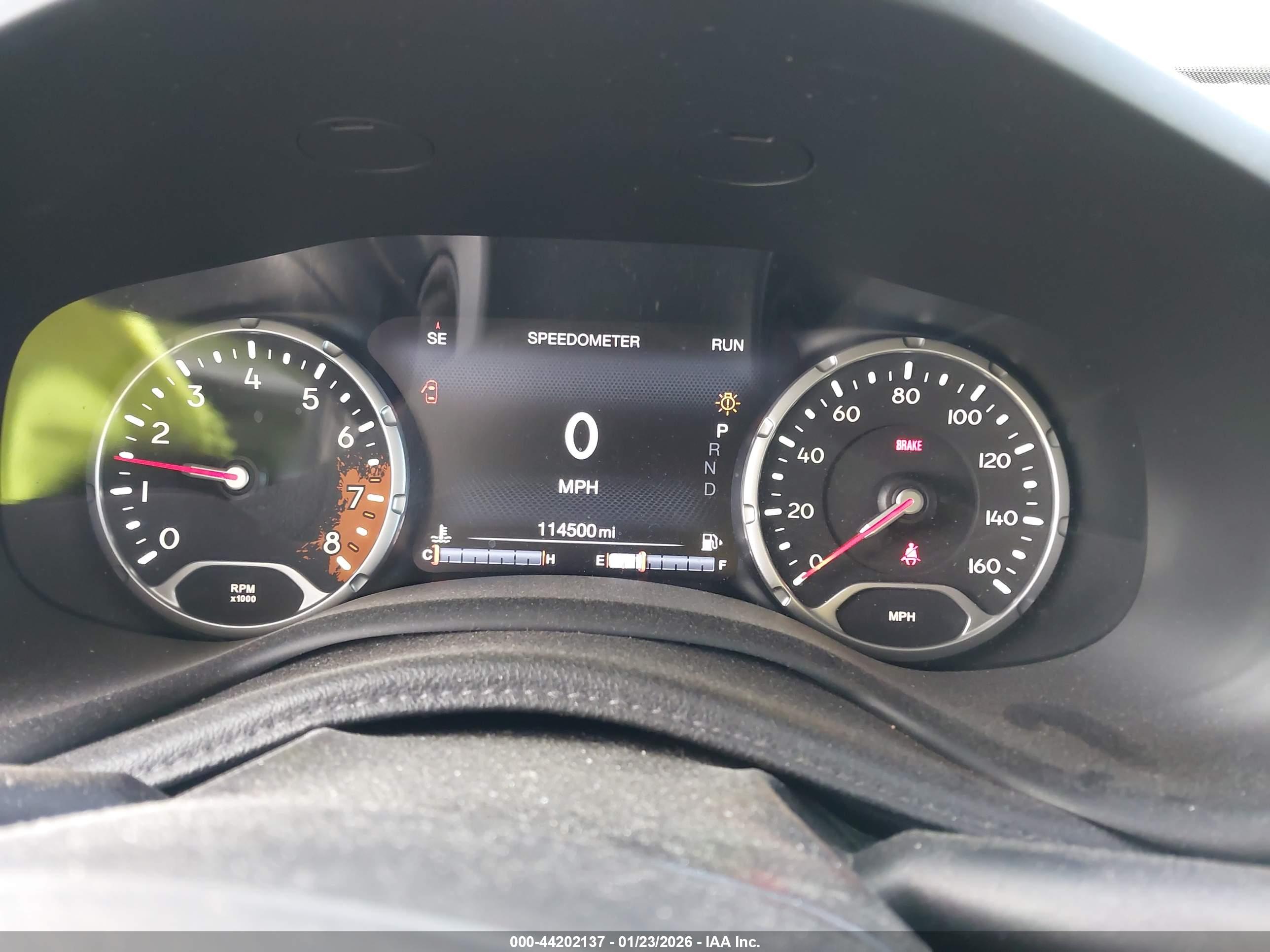 JEEP RENEGADE image 7