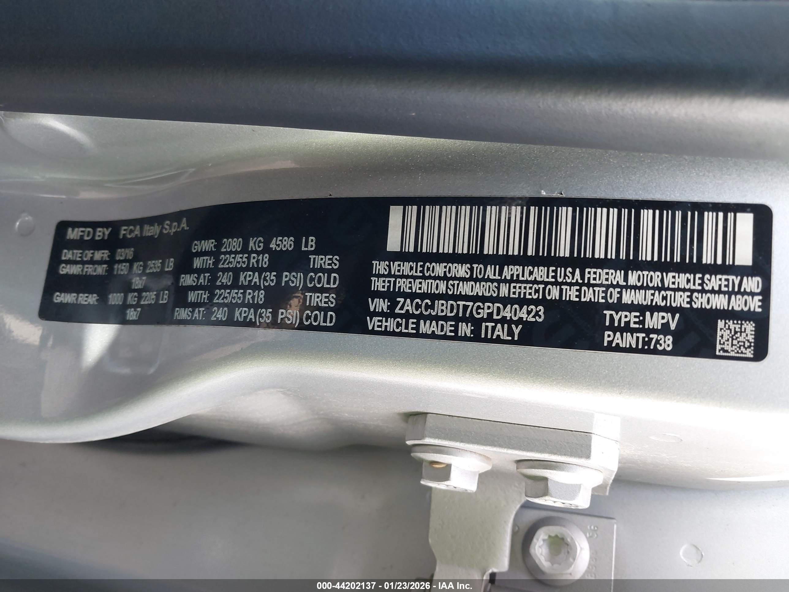 JEEP RENEGADE image 9