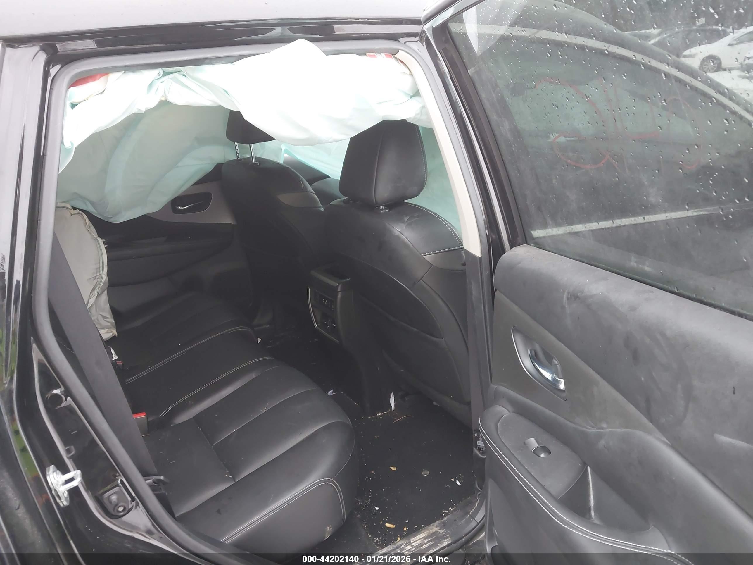 NISSAN MURANO image 8